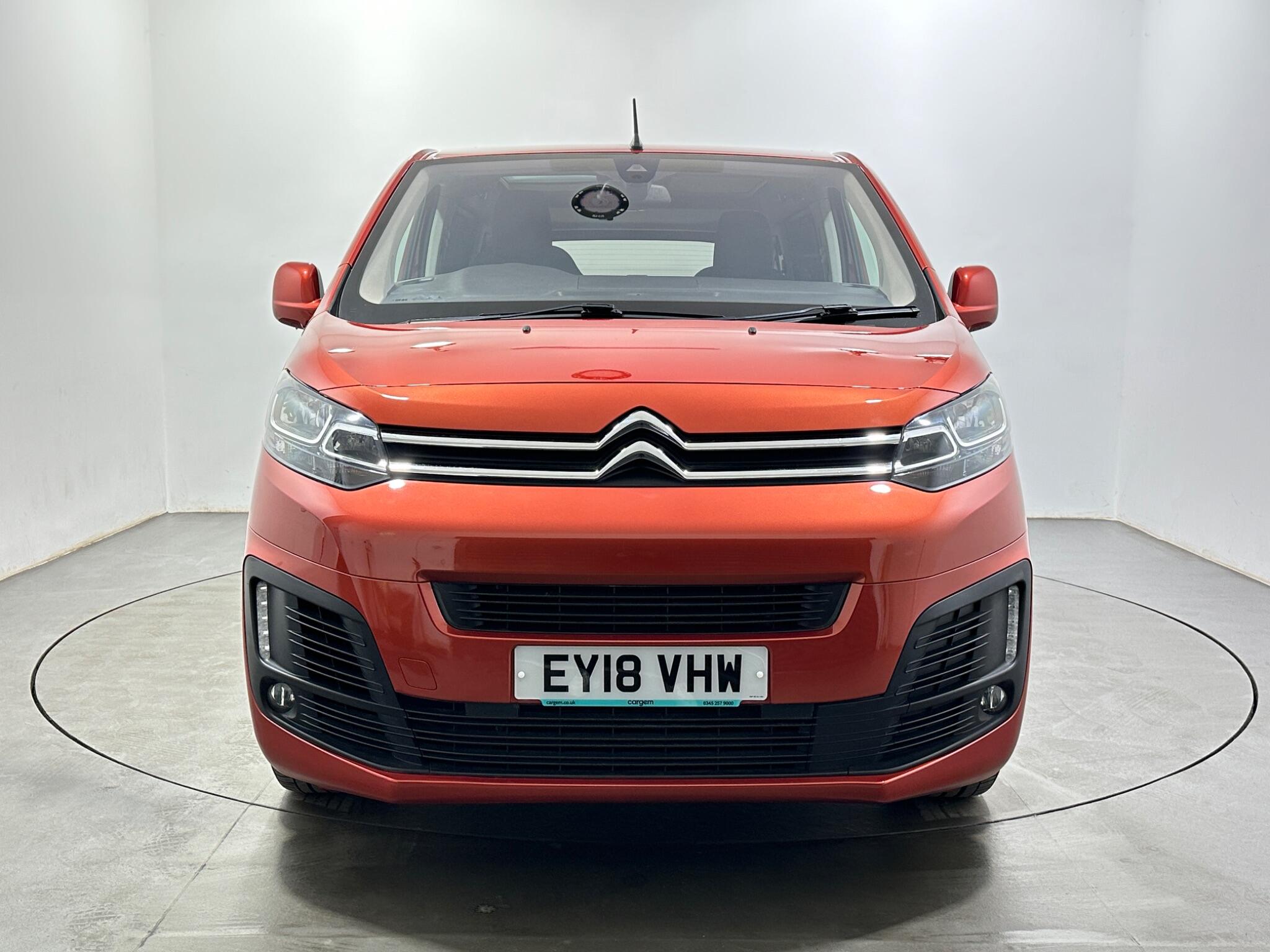 Citroen Spacetourer view 3