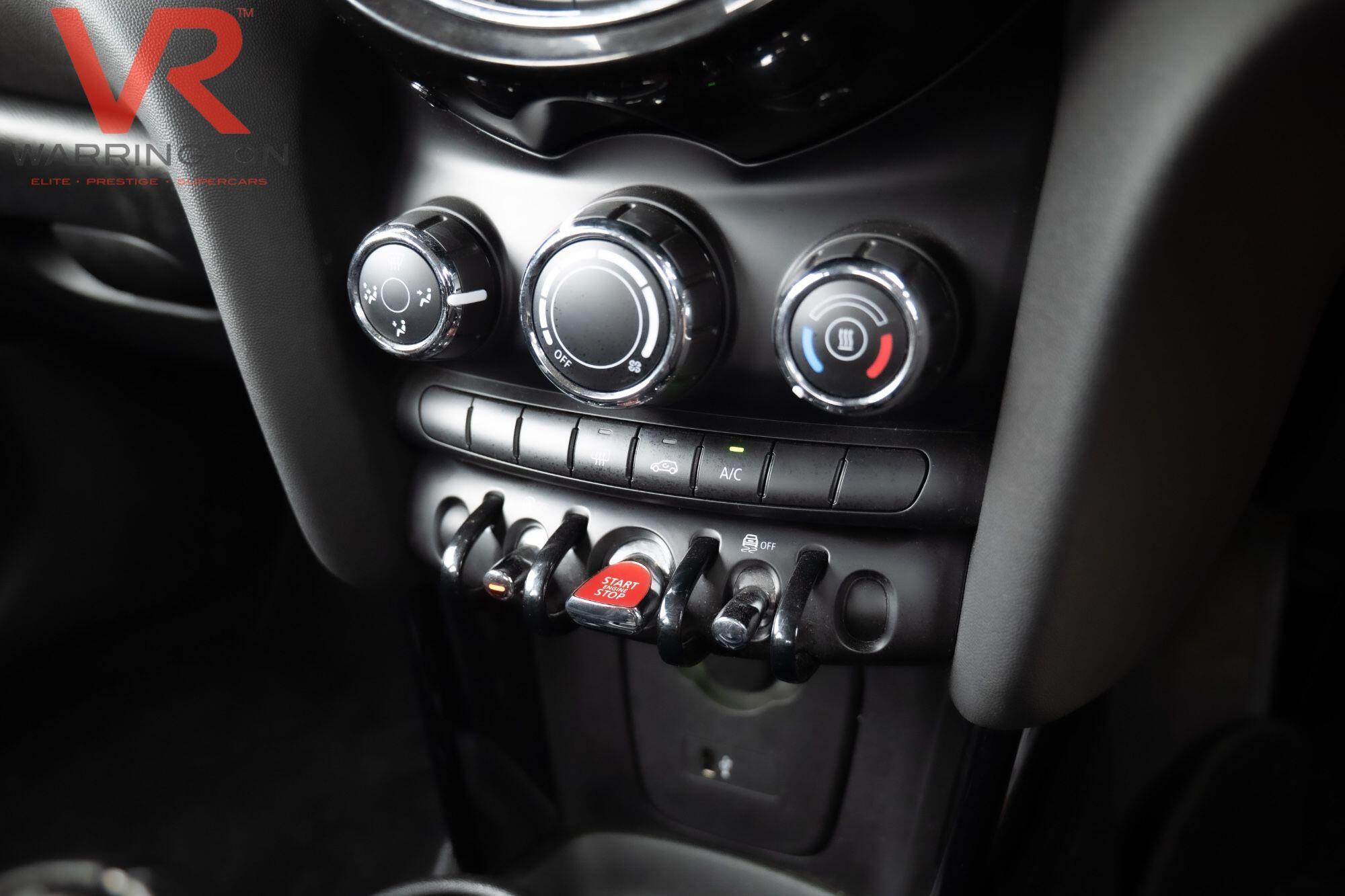 Mini Cooper view 26