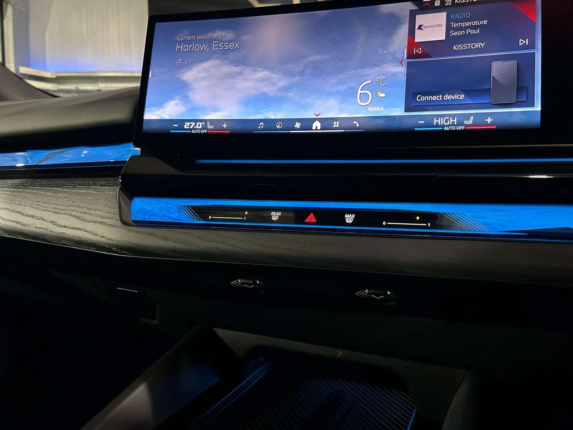 BMW I5 view 20