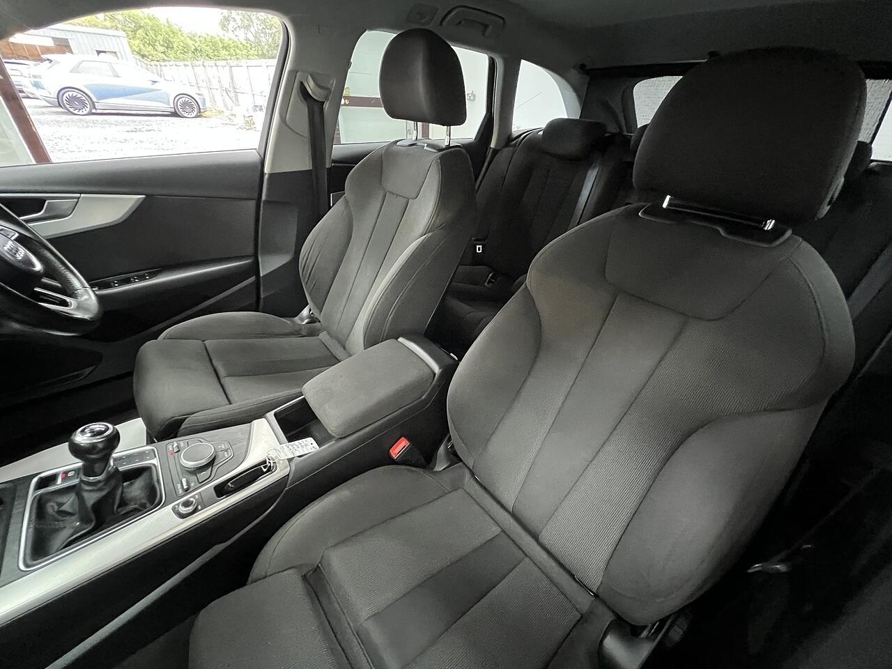 Audi A4 view 18