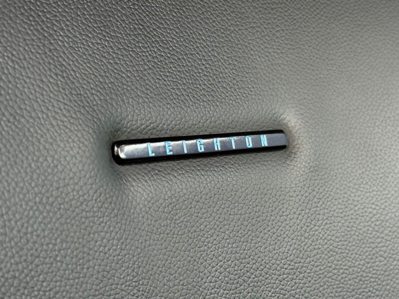 Volkswagen Transporter view 44