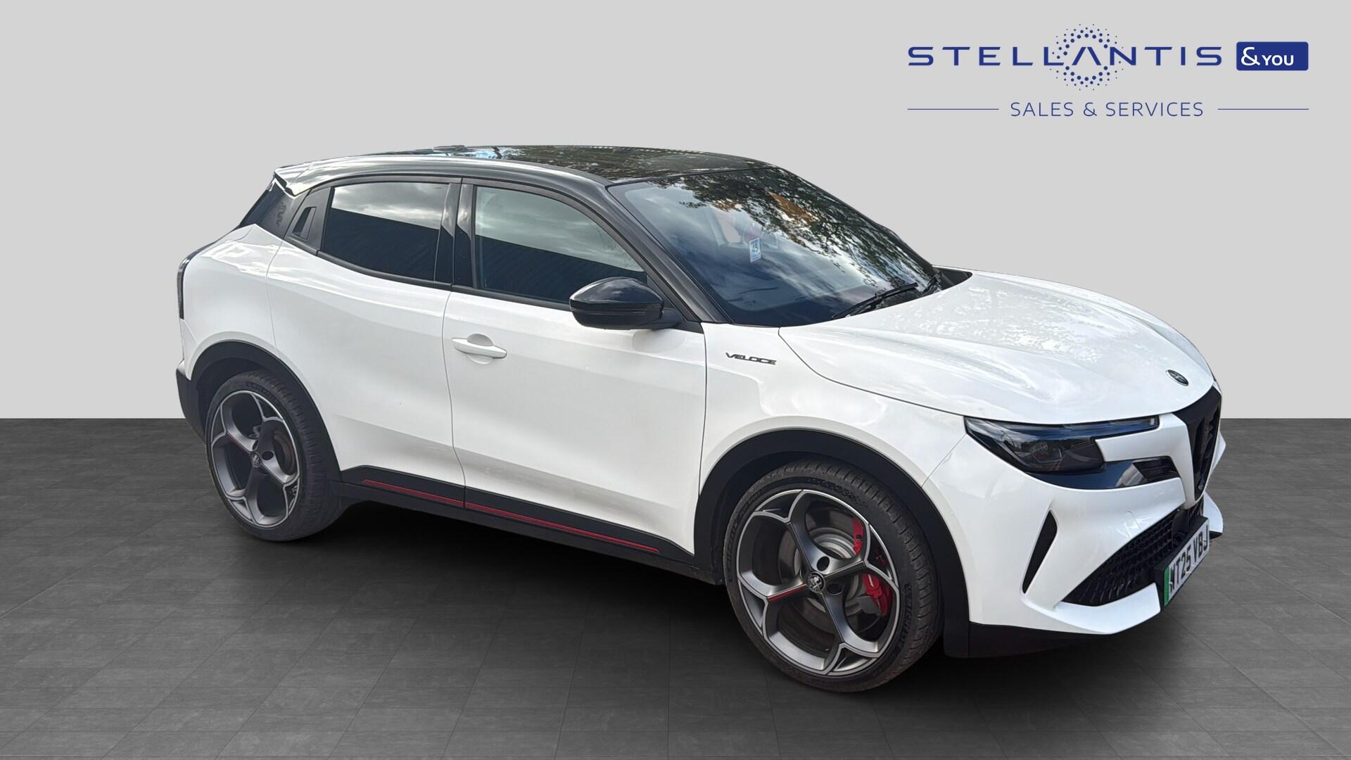 2025 Alfa Romeo Junior