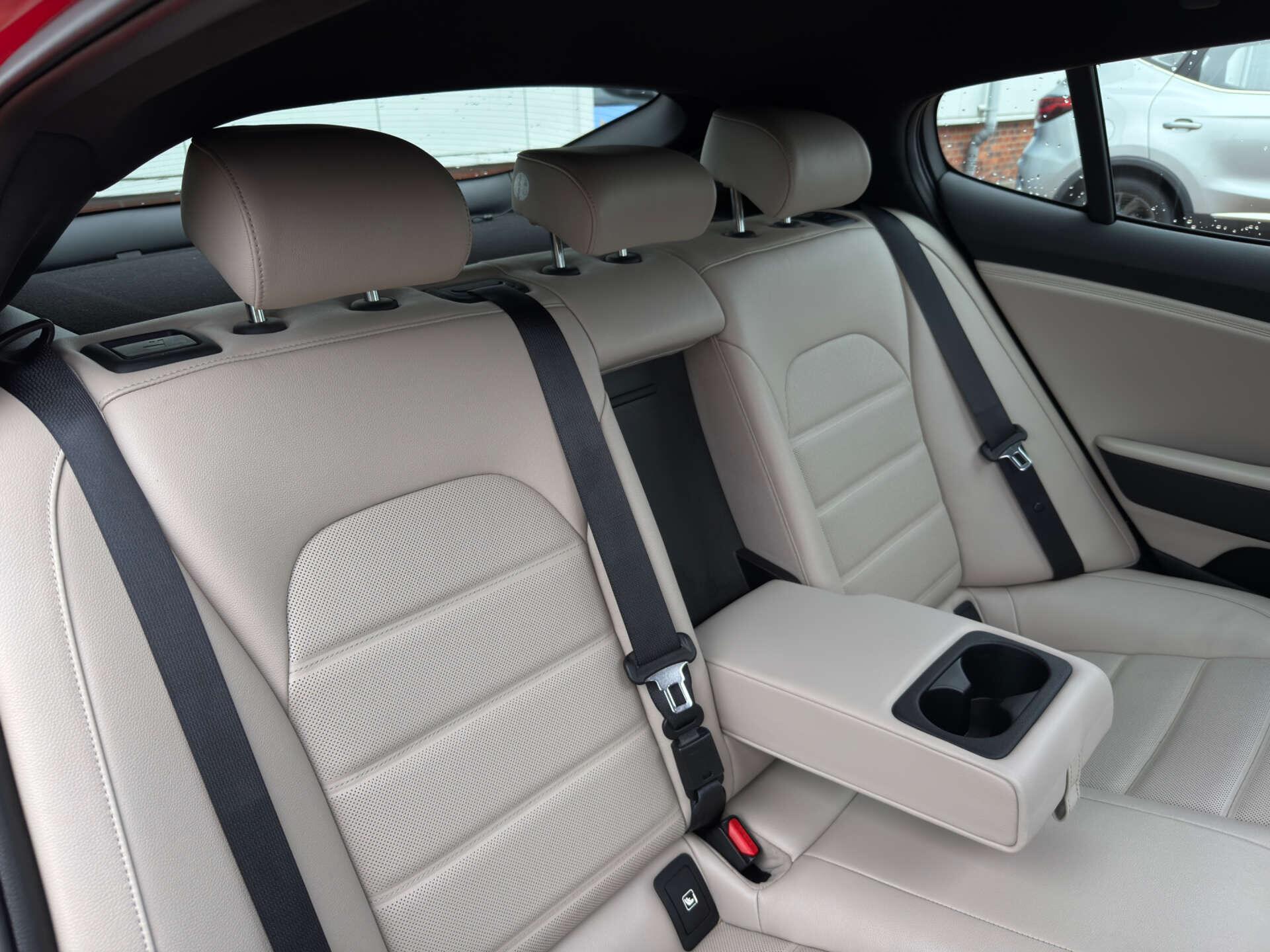 Kia Stinger view 16