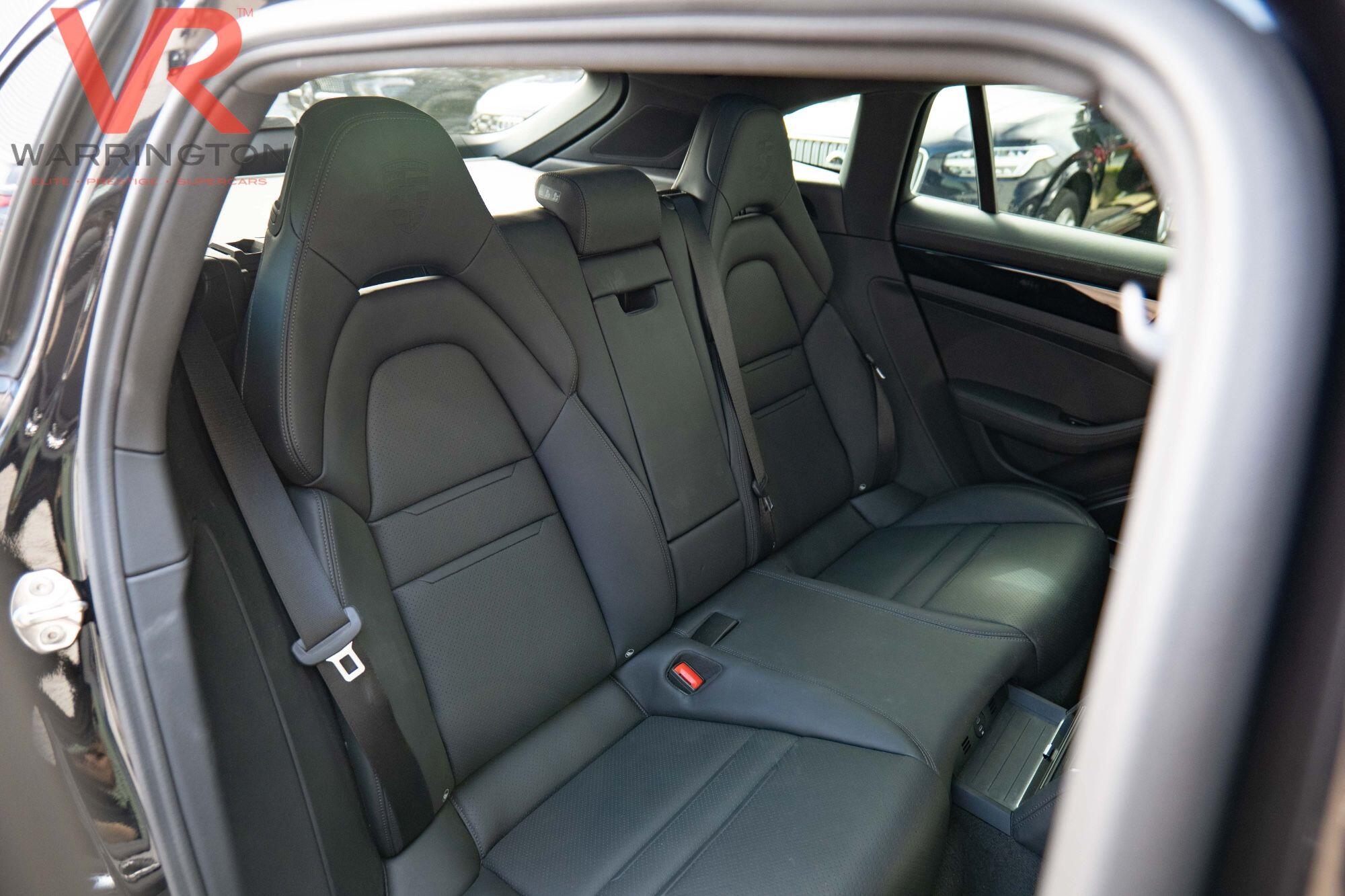 Porsche Panamera view 32