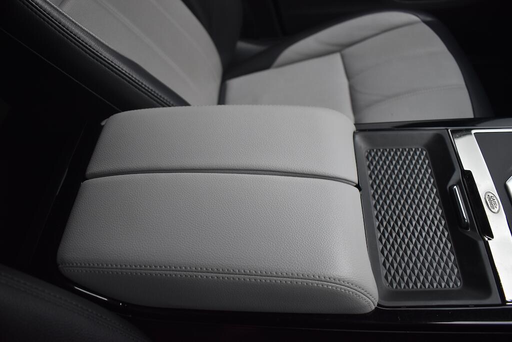 Land Rover Range Rover Evoque view 69