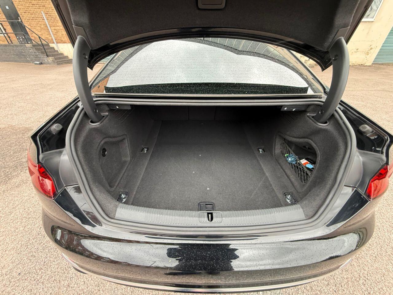 Audi A5 view 11