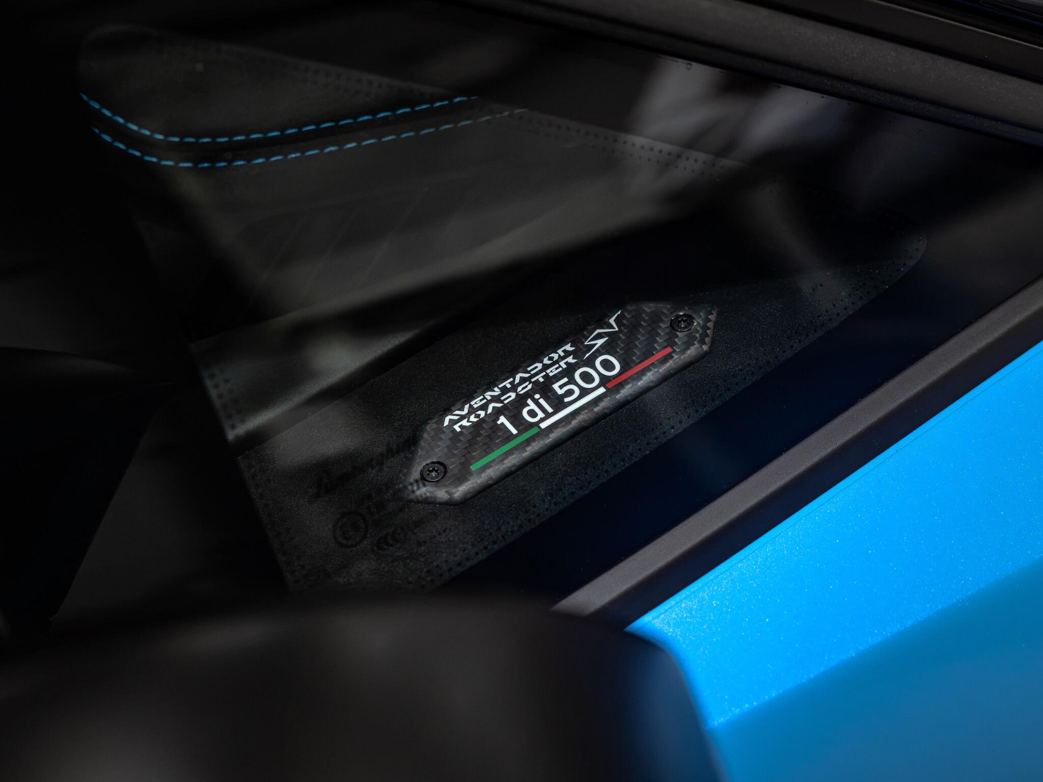 Lamborghini Aventador view 5
