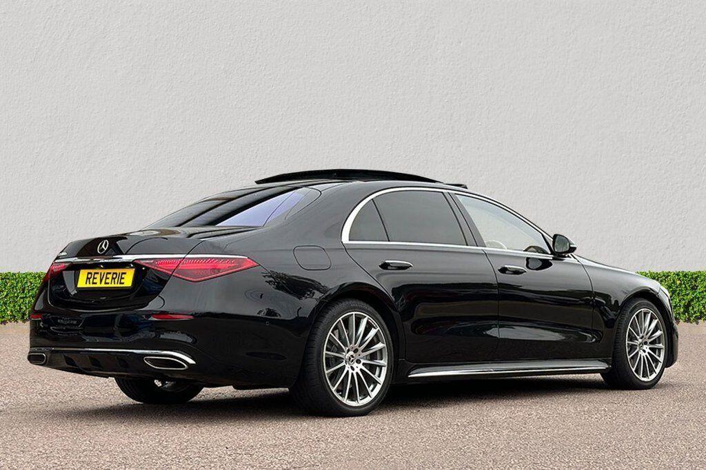 Mercedes-Benz S-Class view 8