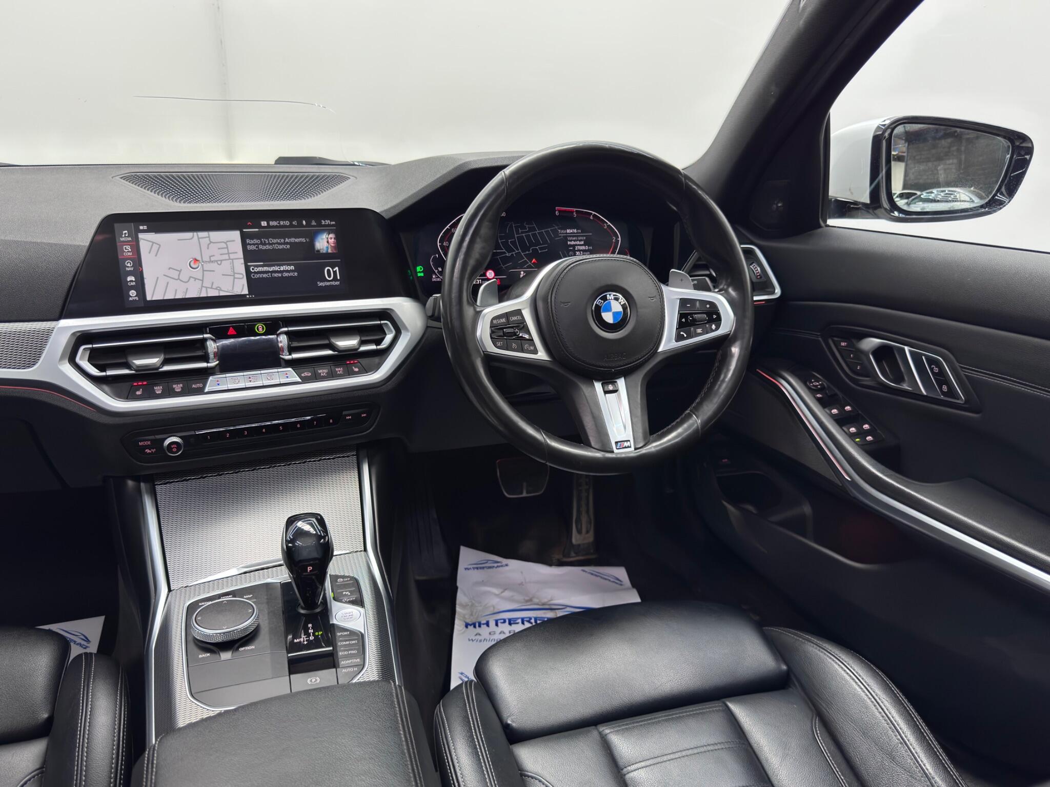 BMW 3 Series view 32