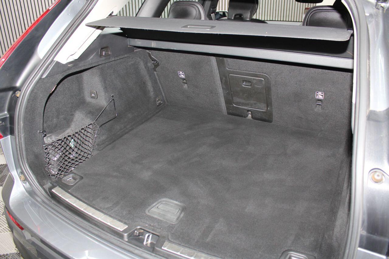 Volvo XC60 view 23