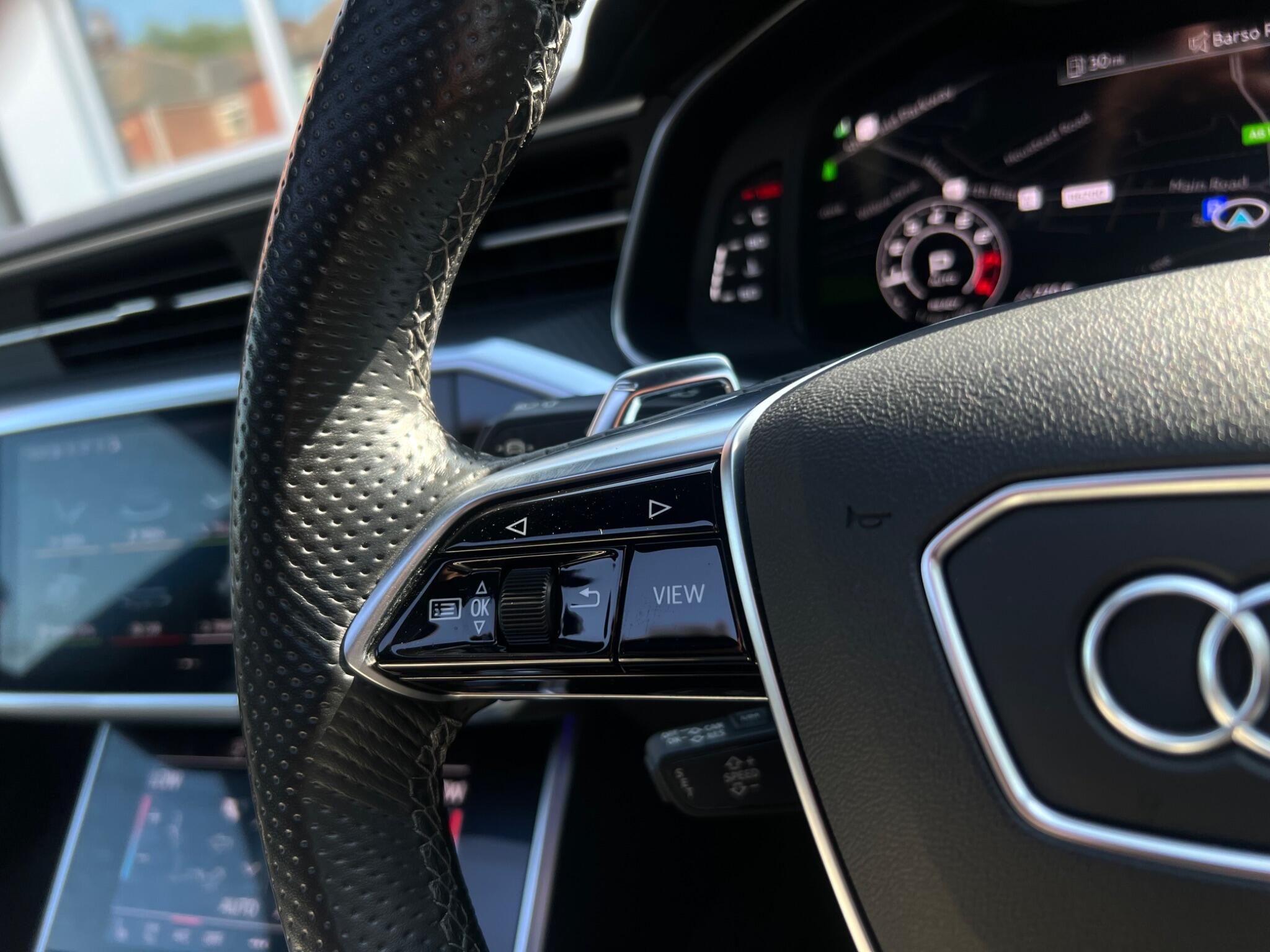 Audi RS6 view 40