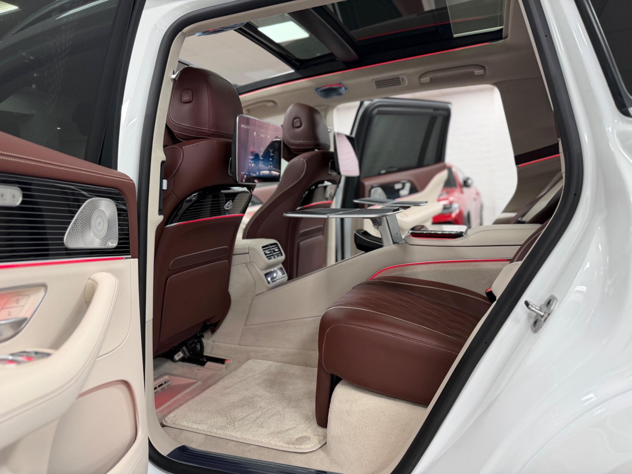 Mercedes-Benz GLS view 56