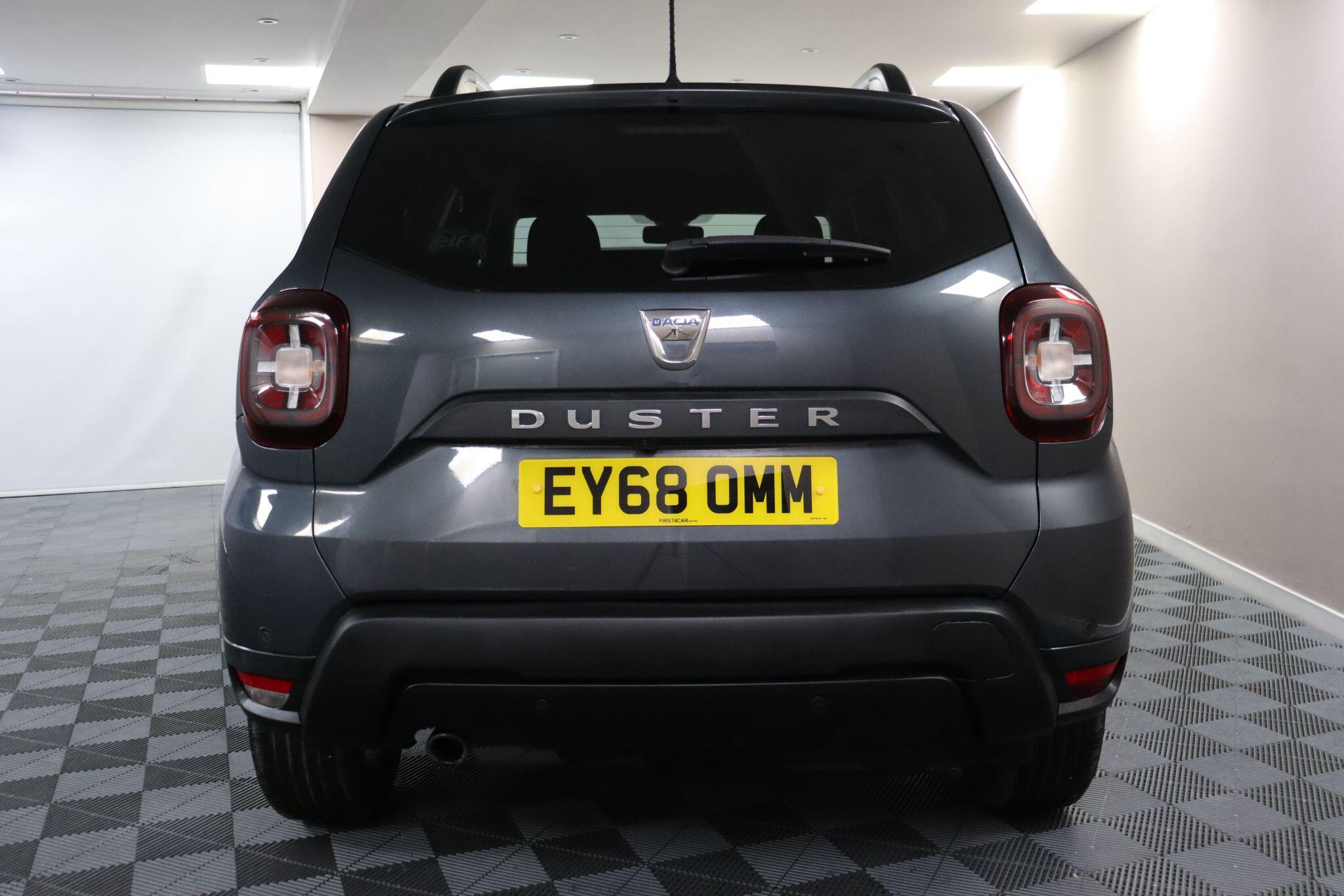 Dacia Duster view 8