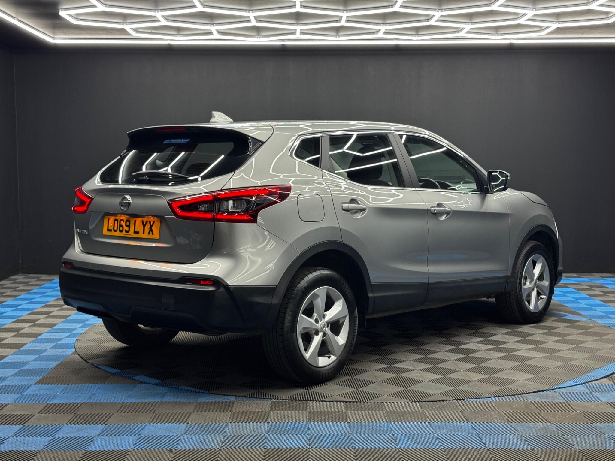Nissan Qashqai view 5