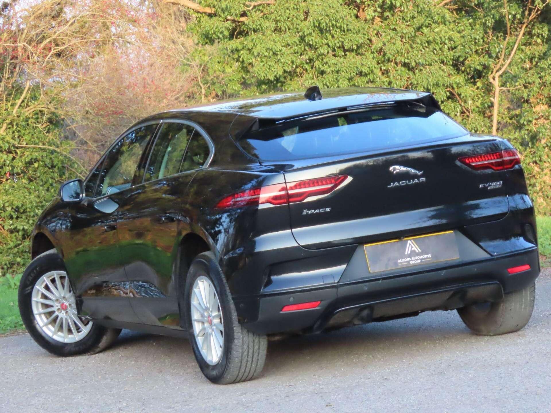 Jaguar I-Pace view 7
