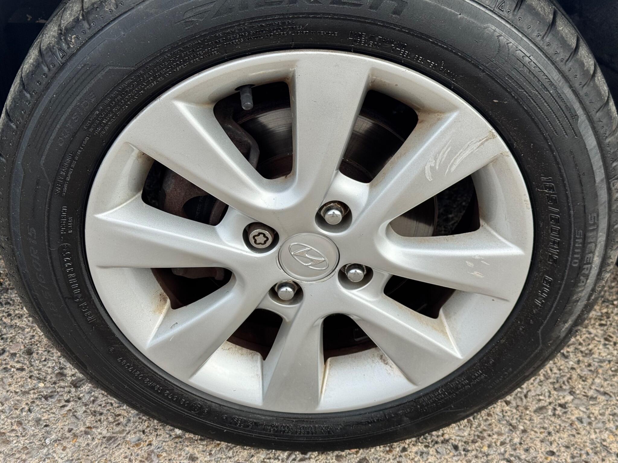 Hyundai i20 view 39