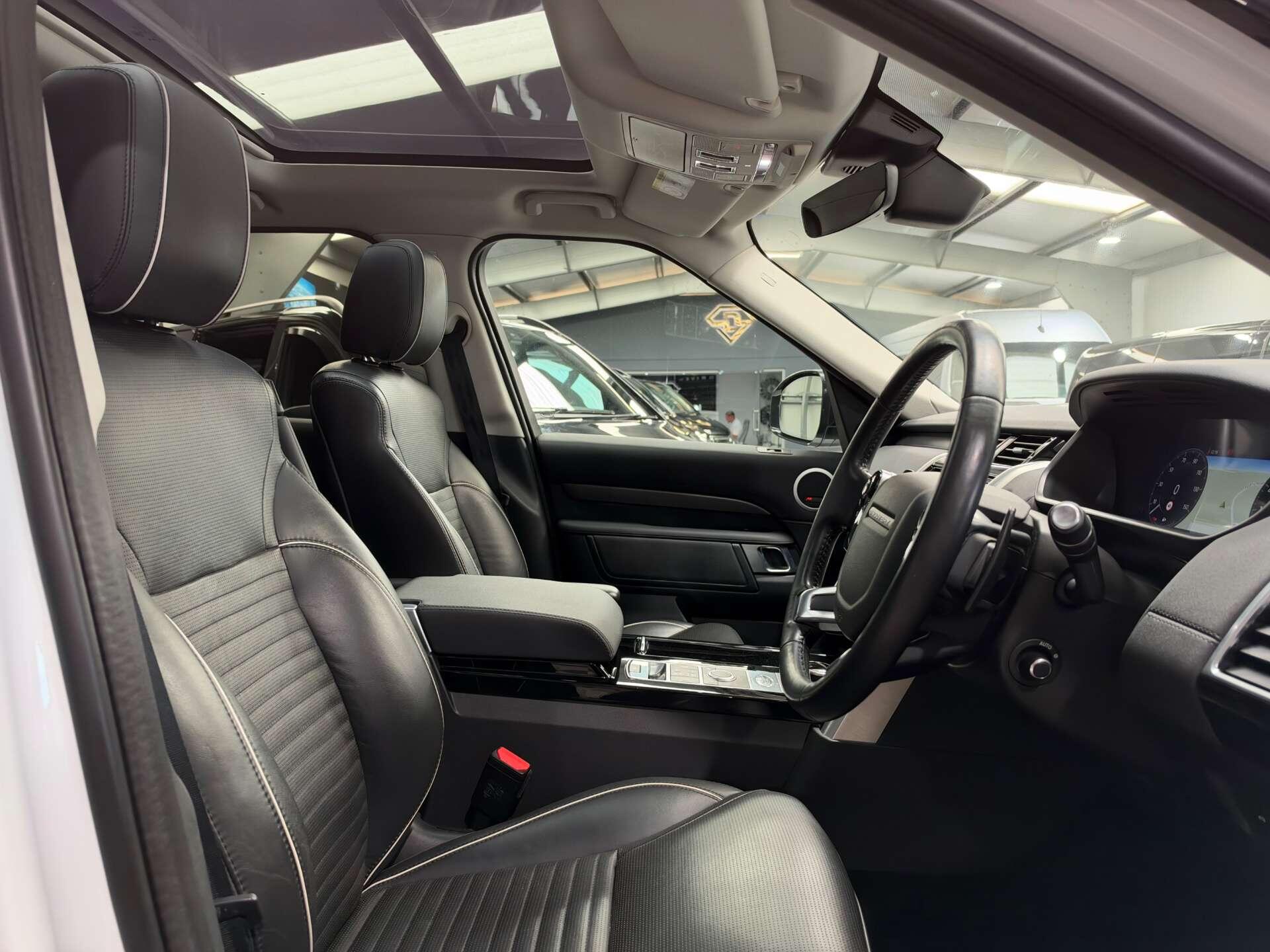 Land Rover Discovery view 49
