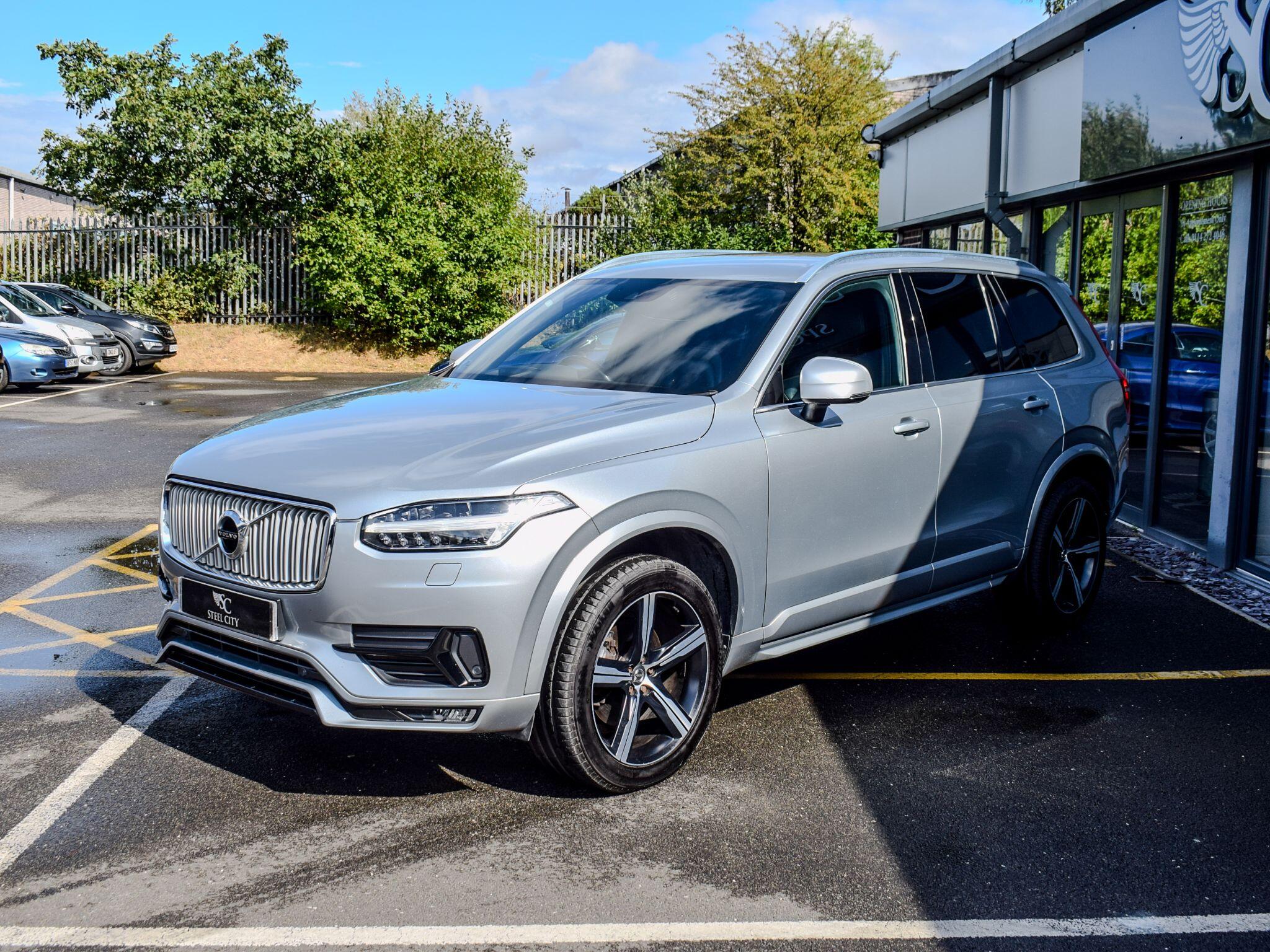 Volvo XC90 view 7