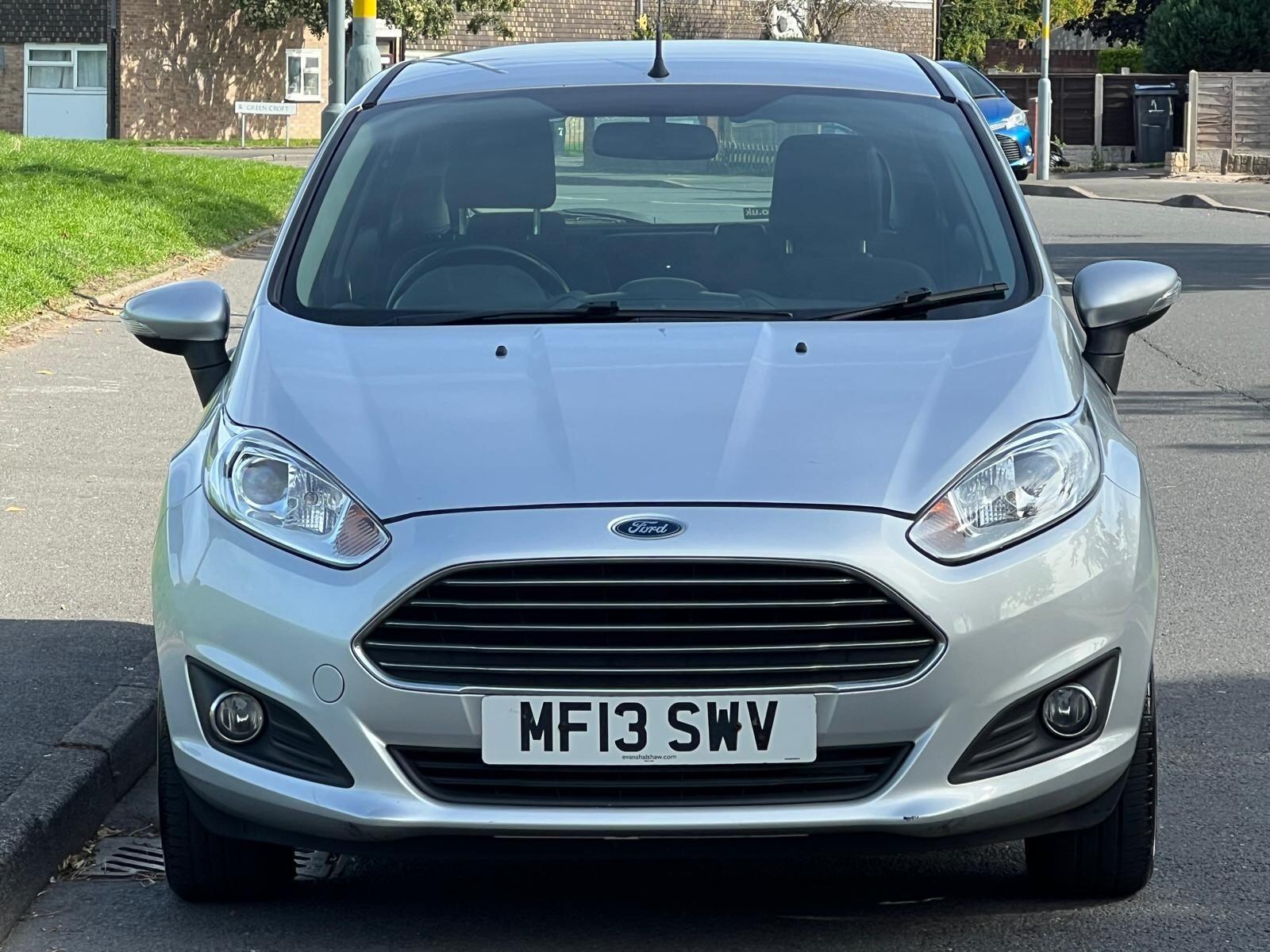 Ford Fiesta view 13