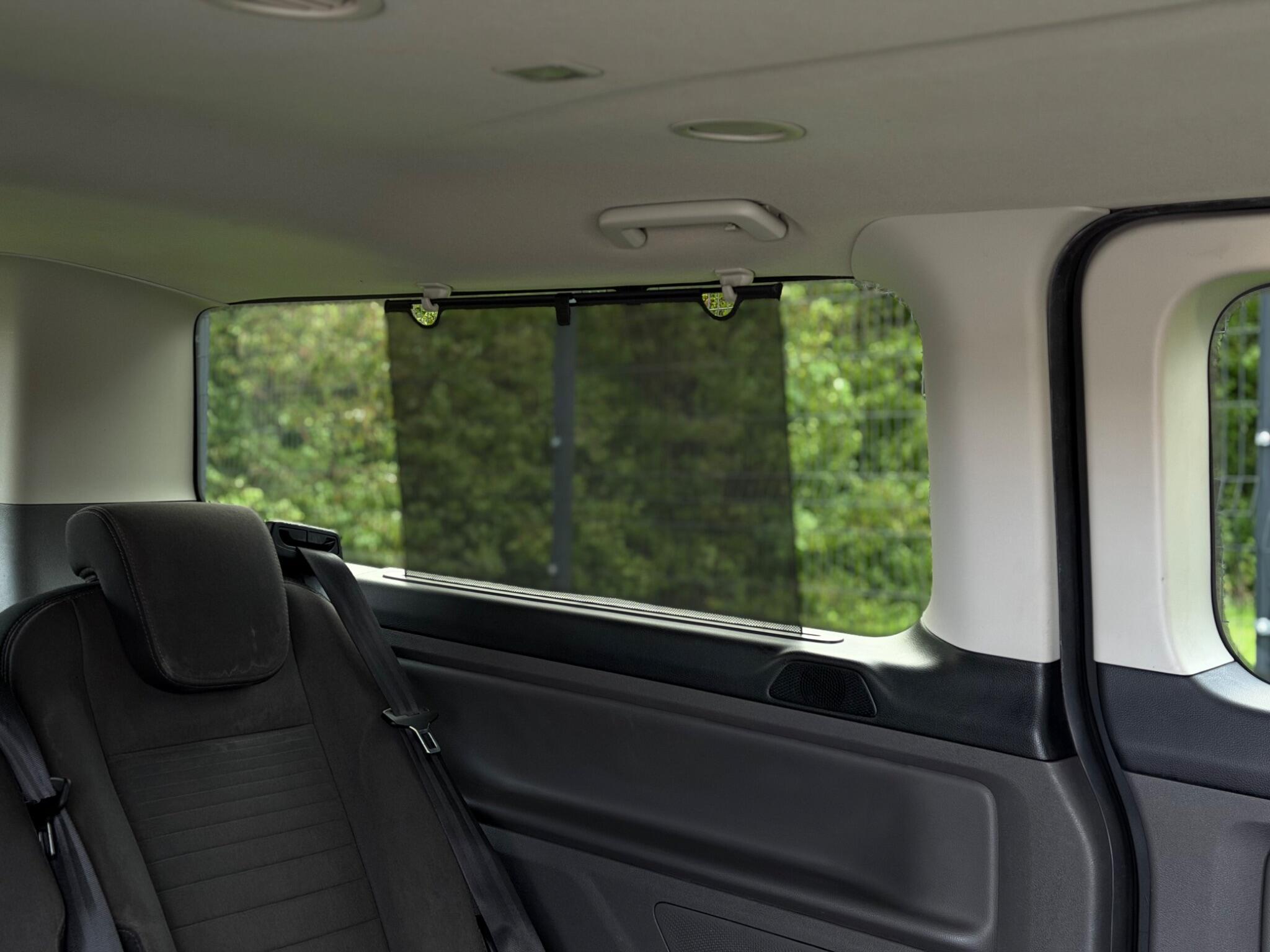 Ford Tourneo Custom view 34