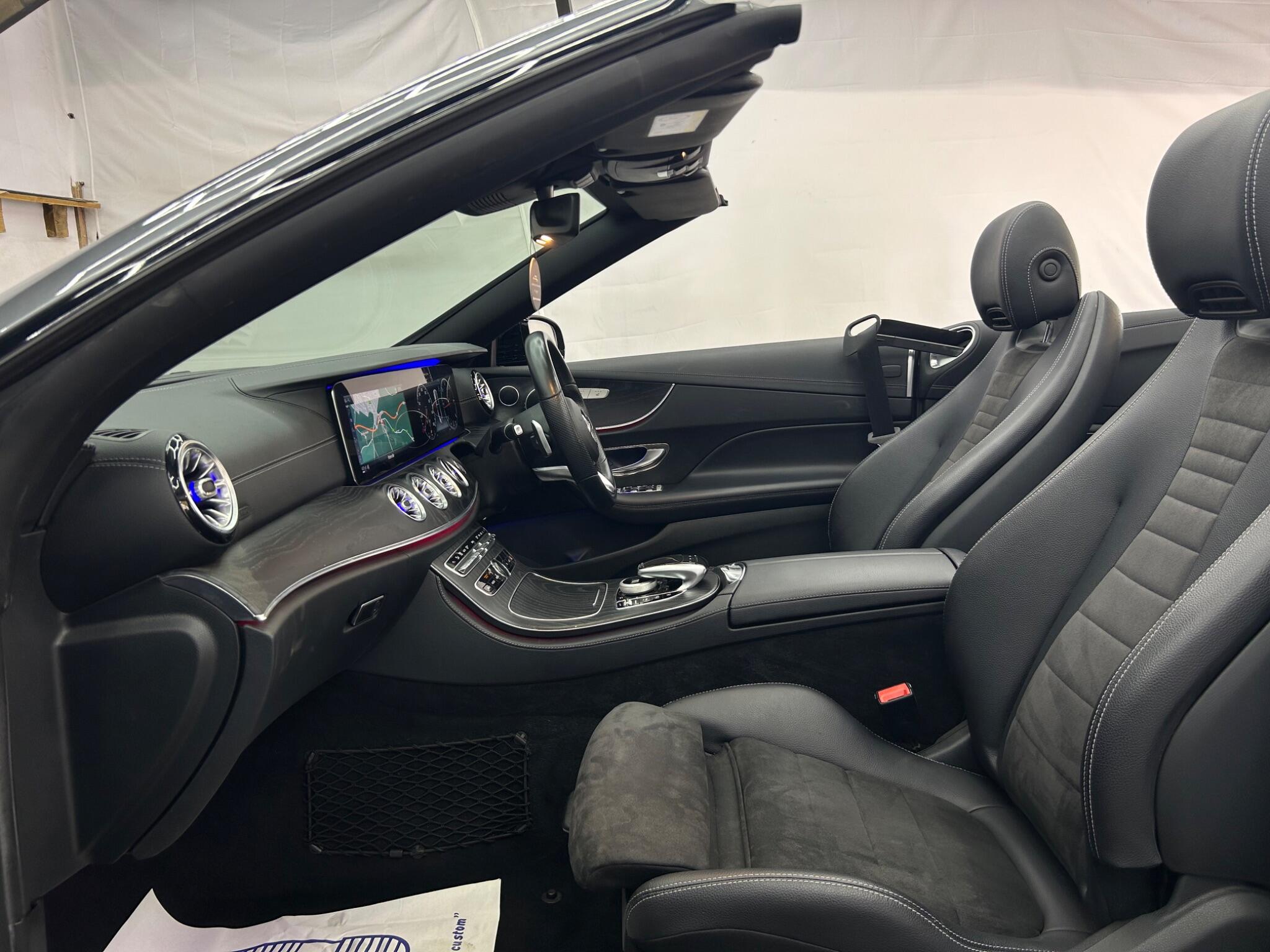 Mercedes-Benz E Class view 47