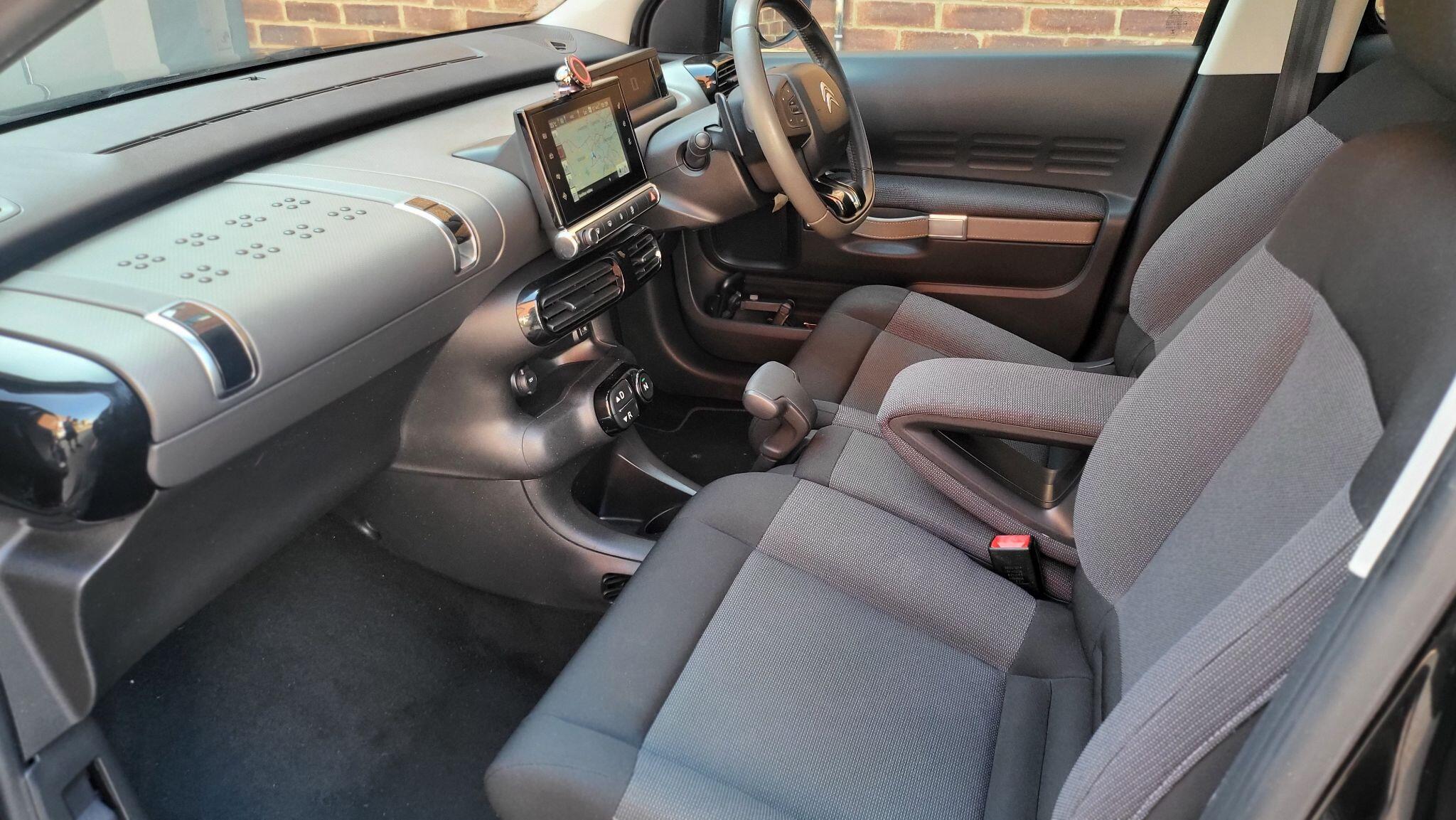 Citroen C4 Cactus view 2