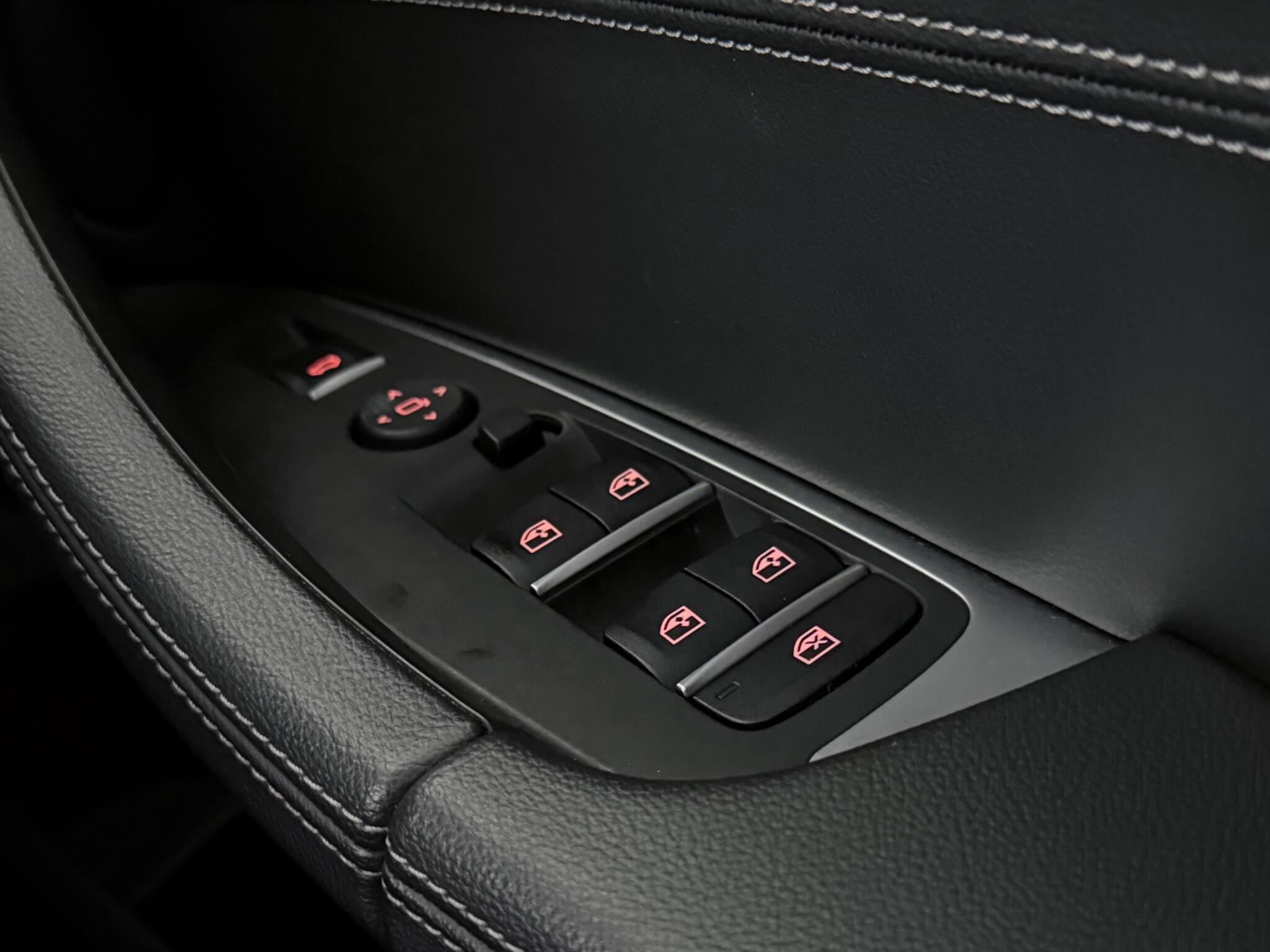 BMW X3 view 24