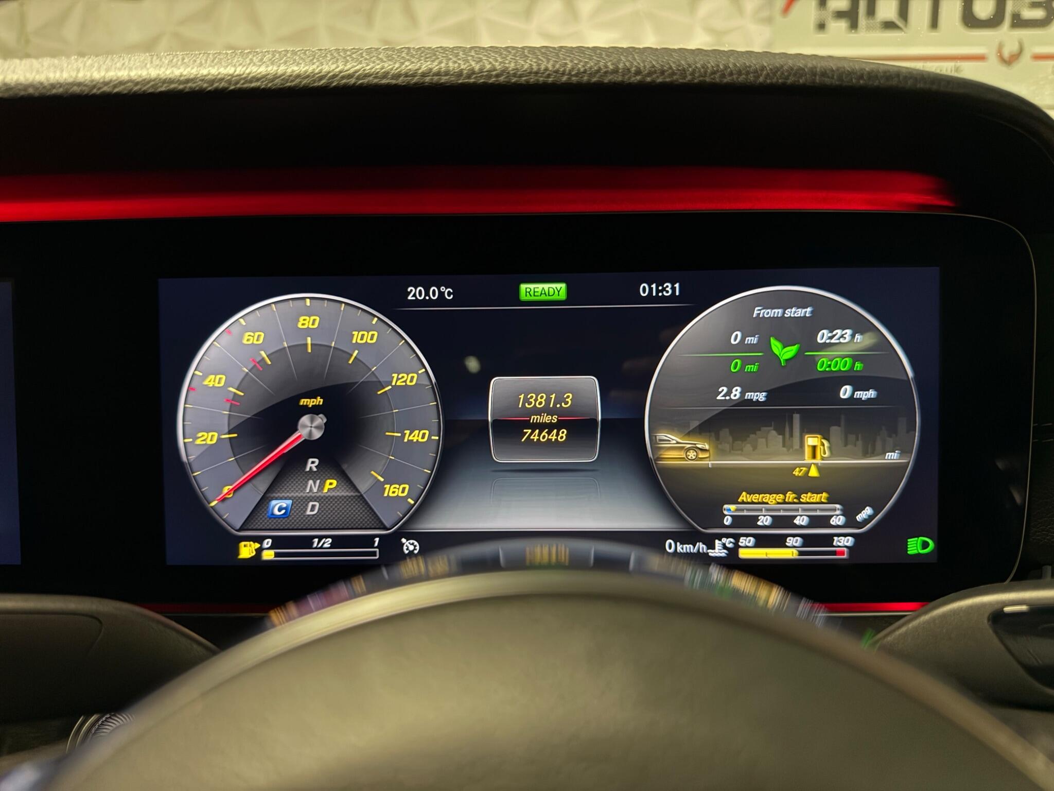 Mercedes-Benz E-Class view 37