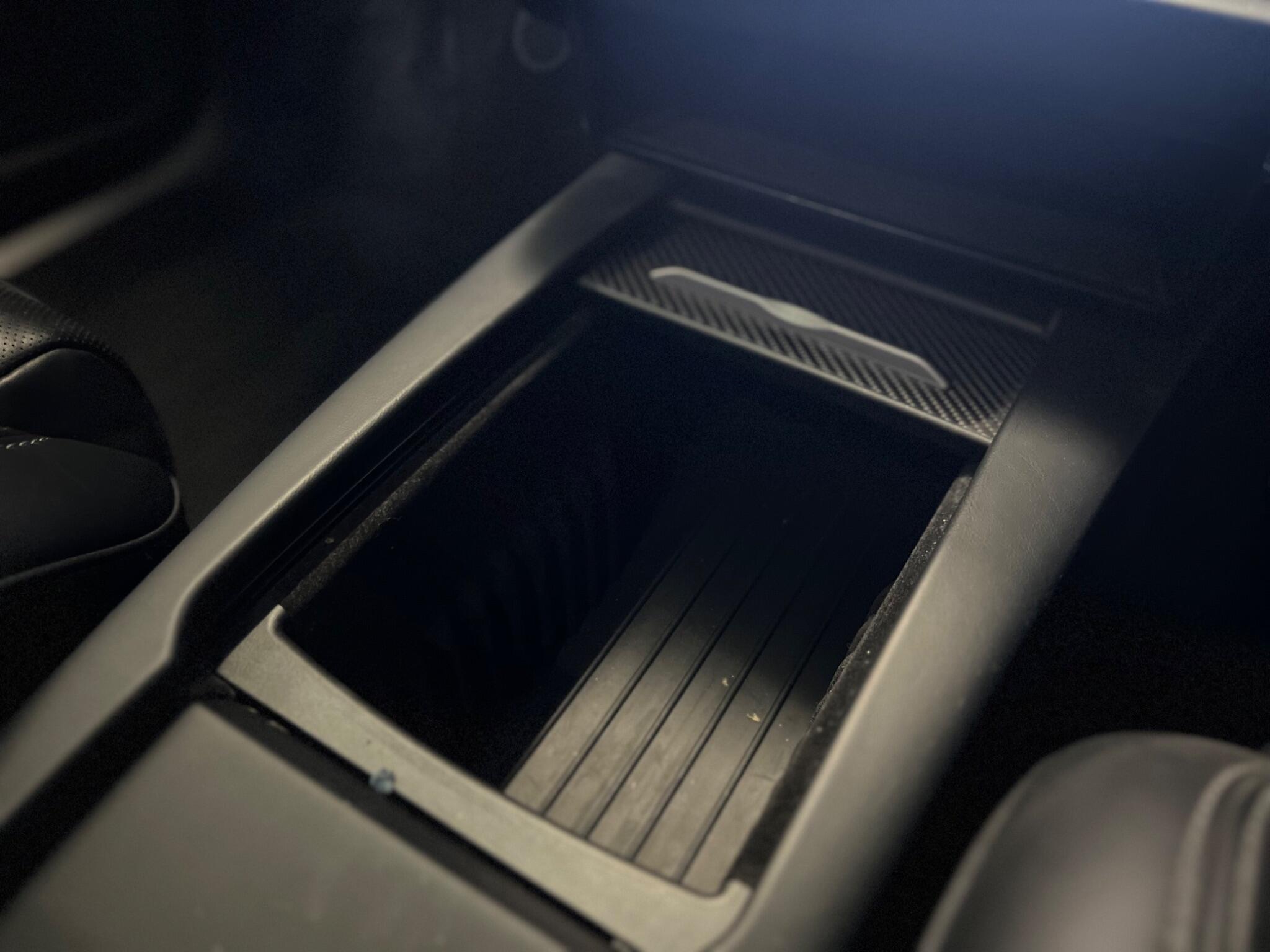 Tesla Model X view 23