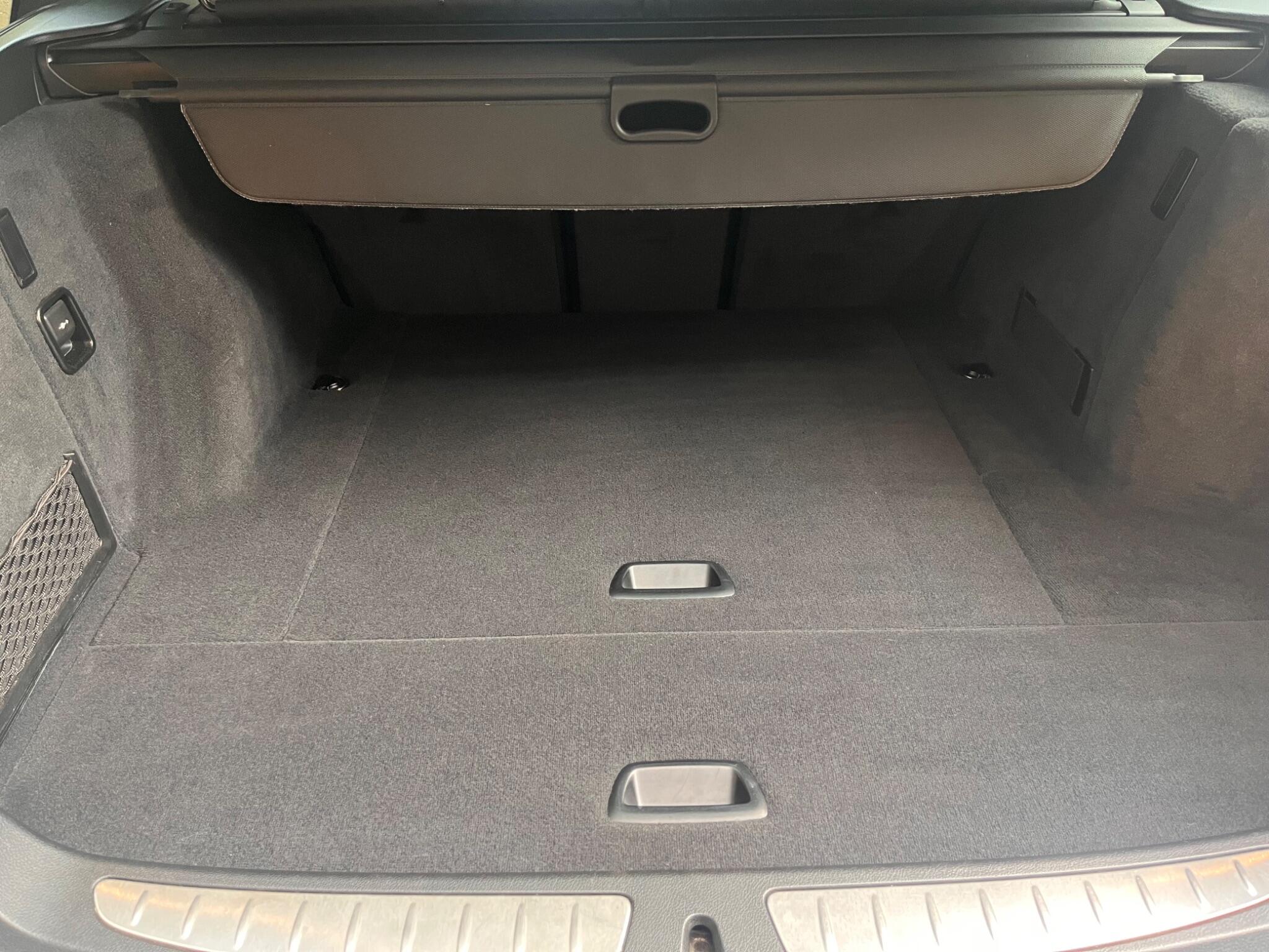 BMW 3 Series view 36