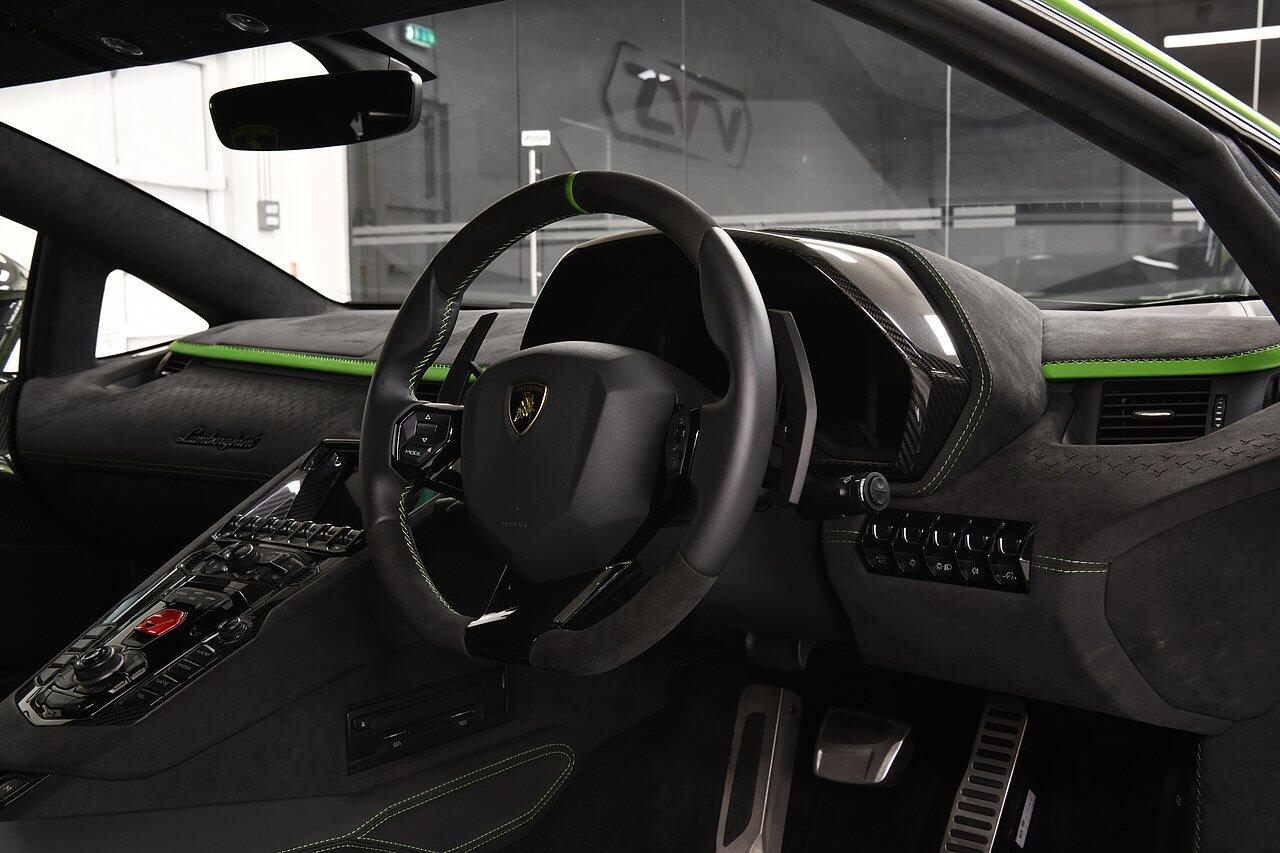 Lamborghini Aventador view 5