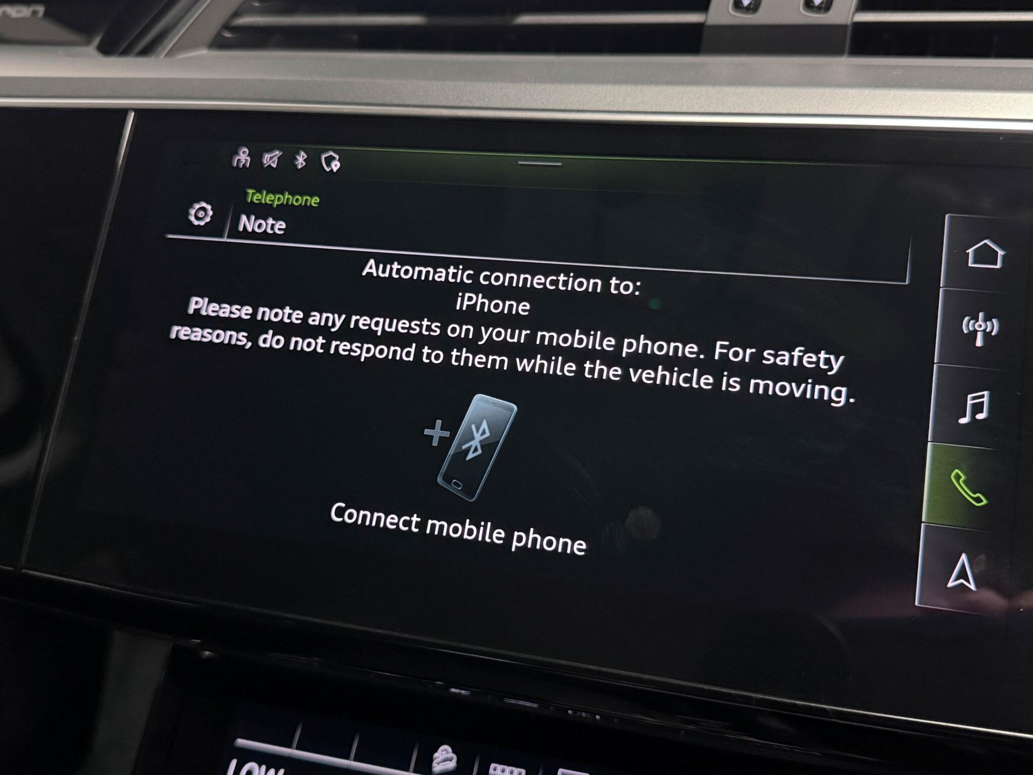 Audi E-Tron view 40
