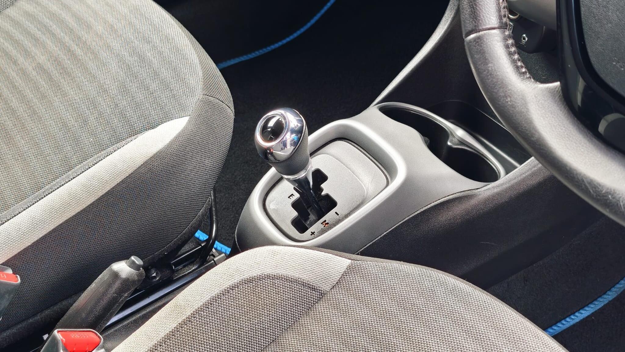 Toyota Aygo view 16