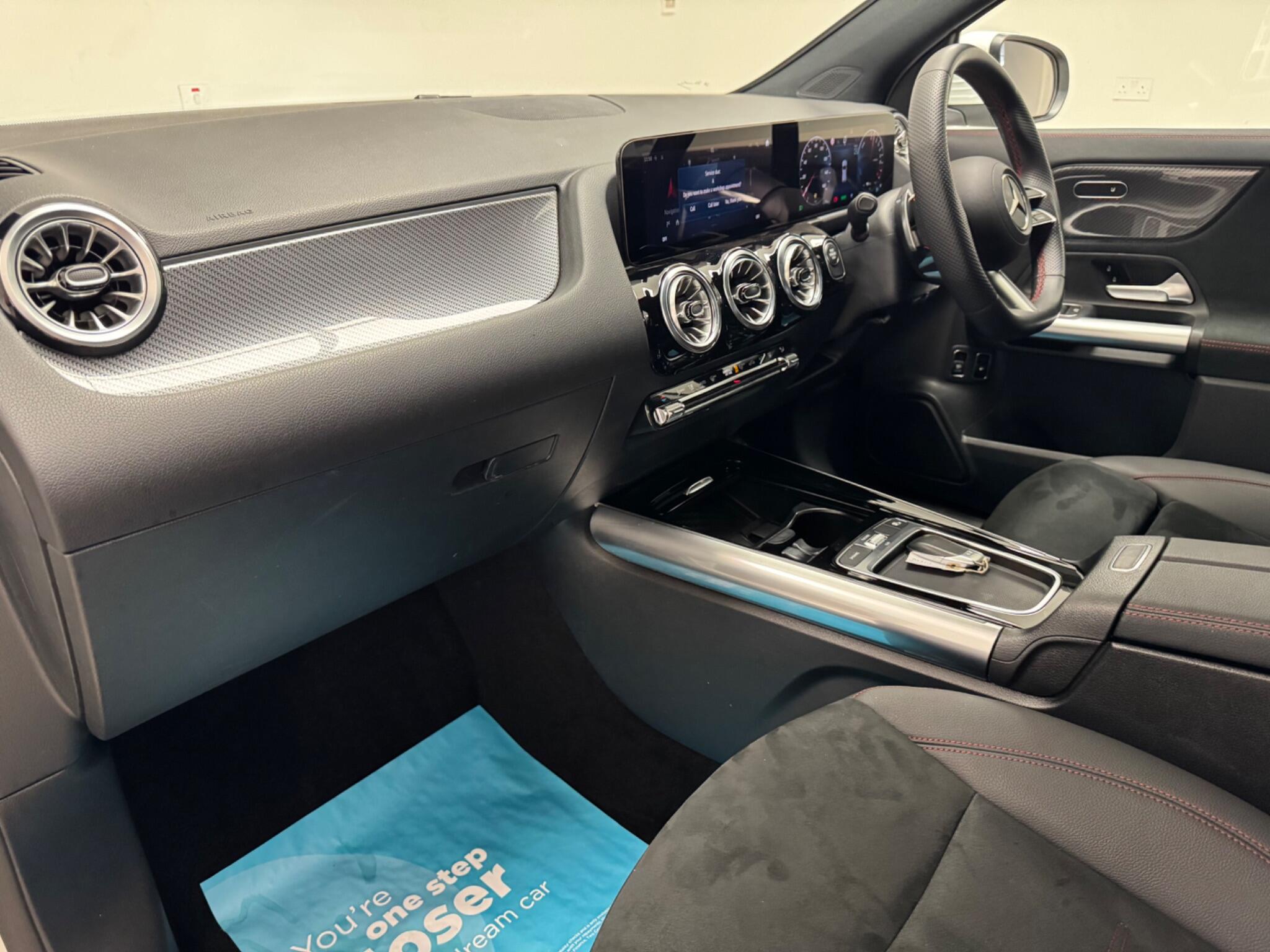 Mercedes-Benz Gla view 7