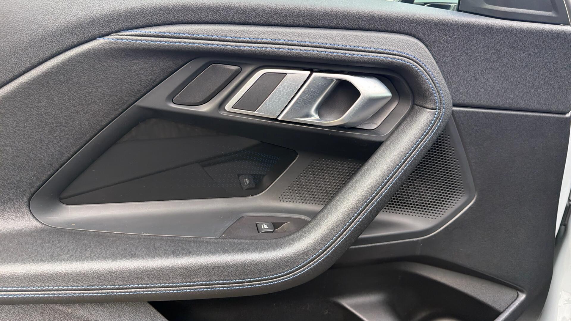 BMW 2 Series view 47
