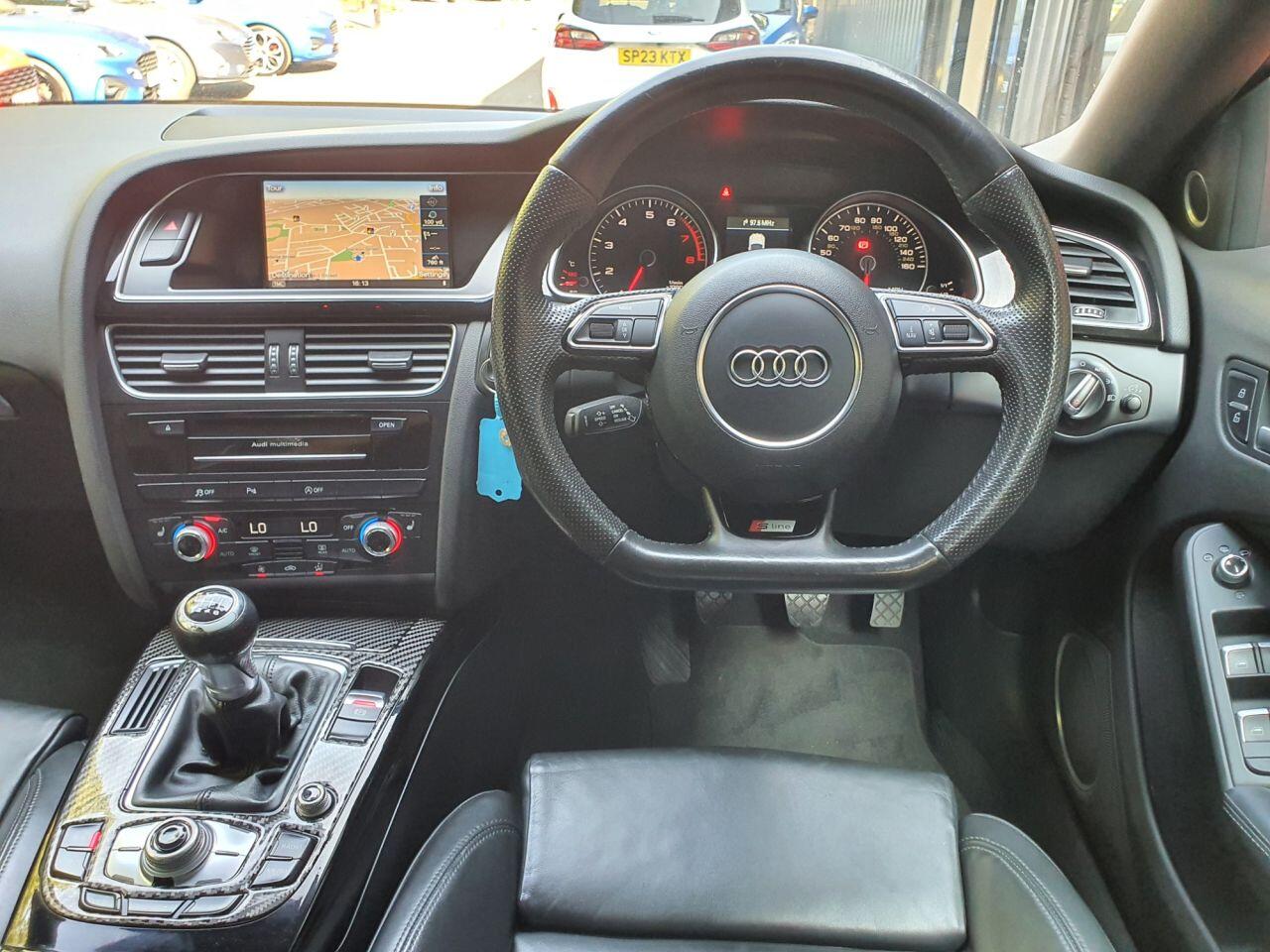 Audi A5 view 28