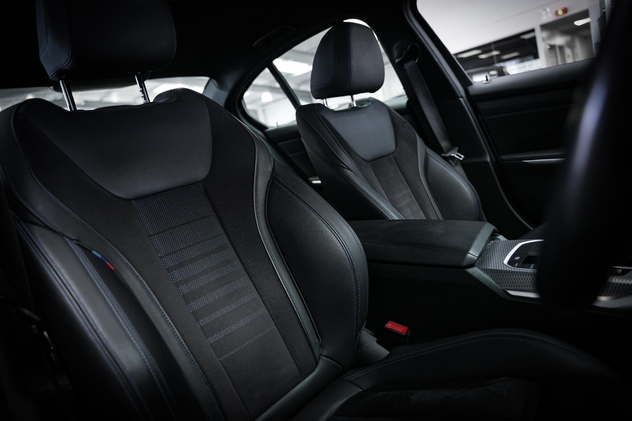 BMW 3 Series view 17