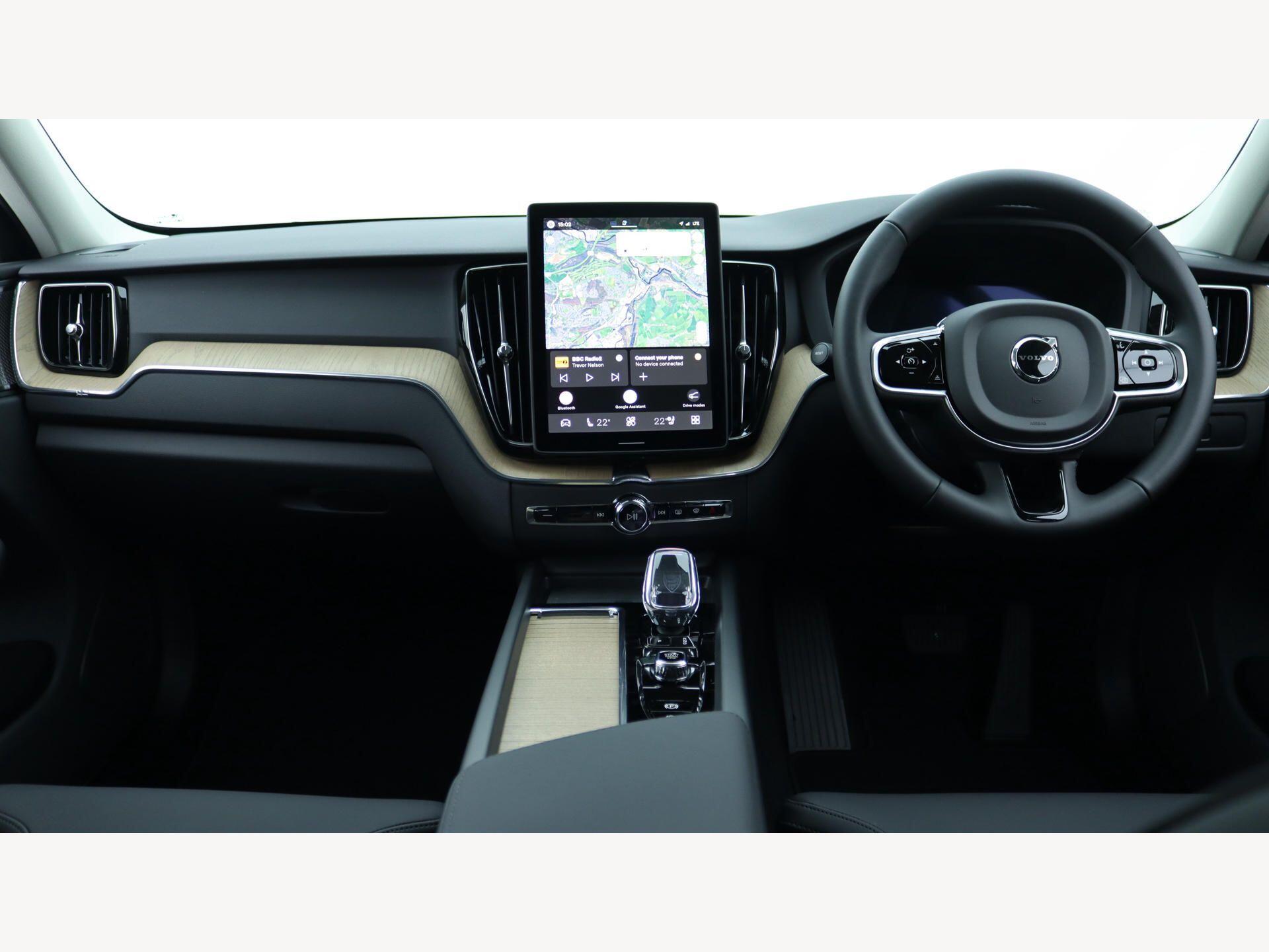 Volvo XC60 view 6