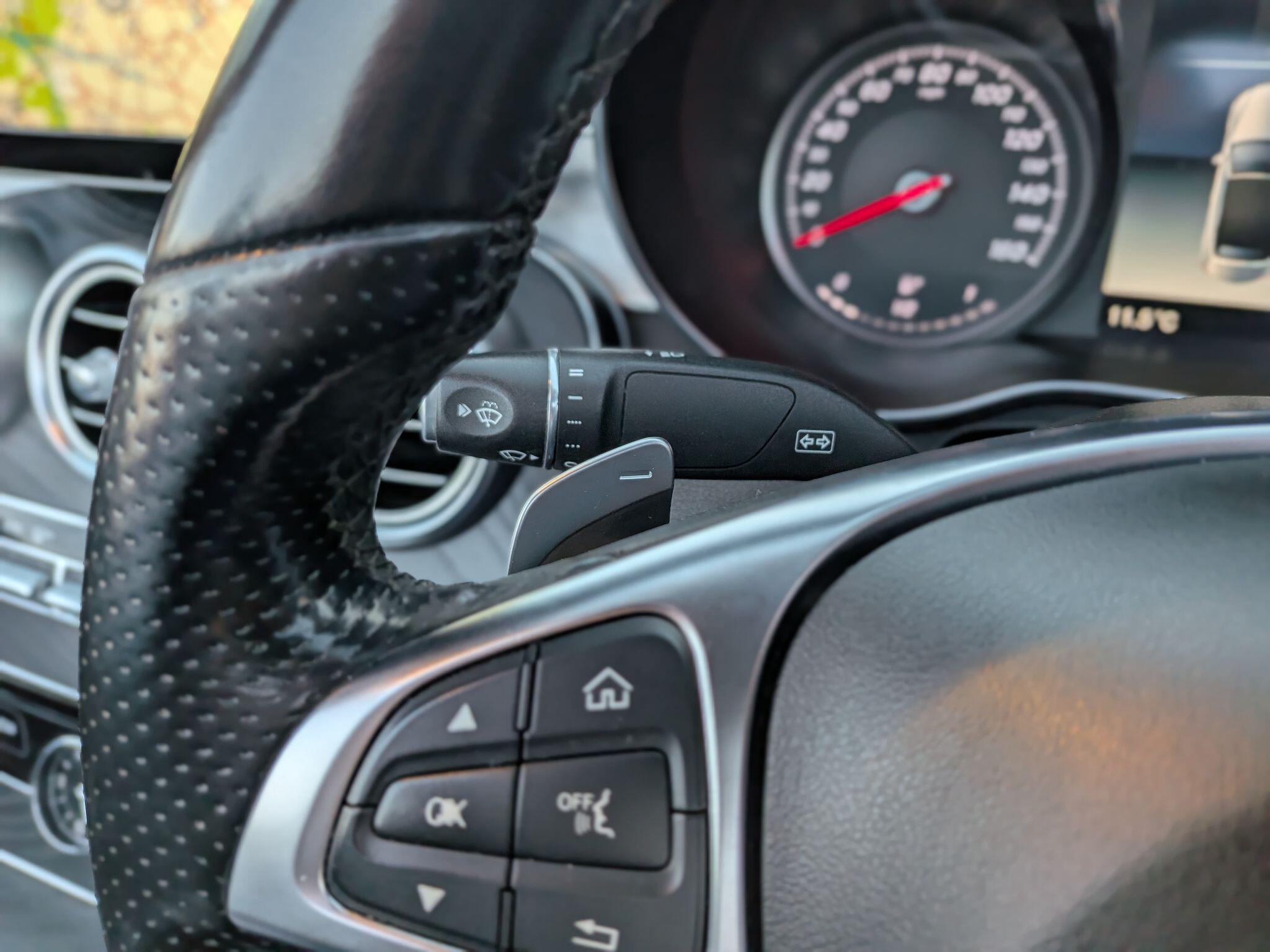 Mercedes-Benz C Class view 43