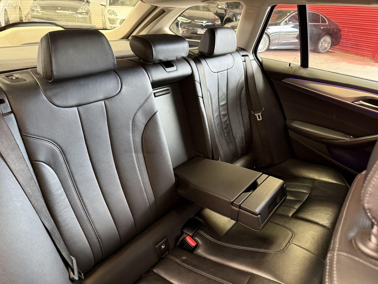 BMW 5 Series view 70