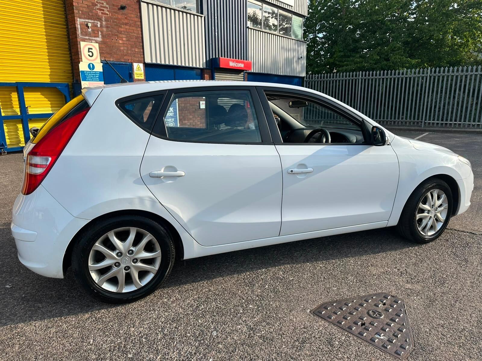 Hyundai I30 view 4