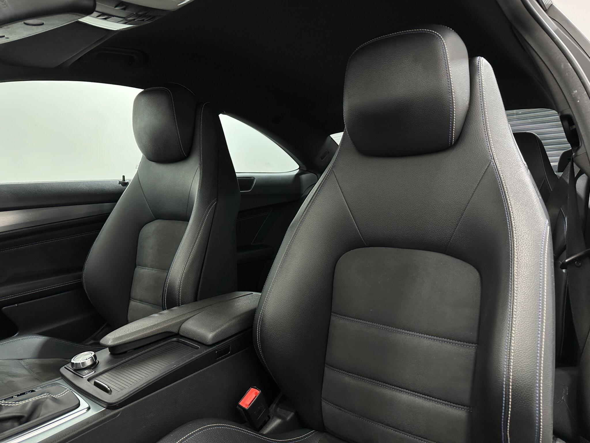 Mercedes-Benz C-Class view 34