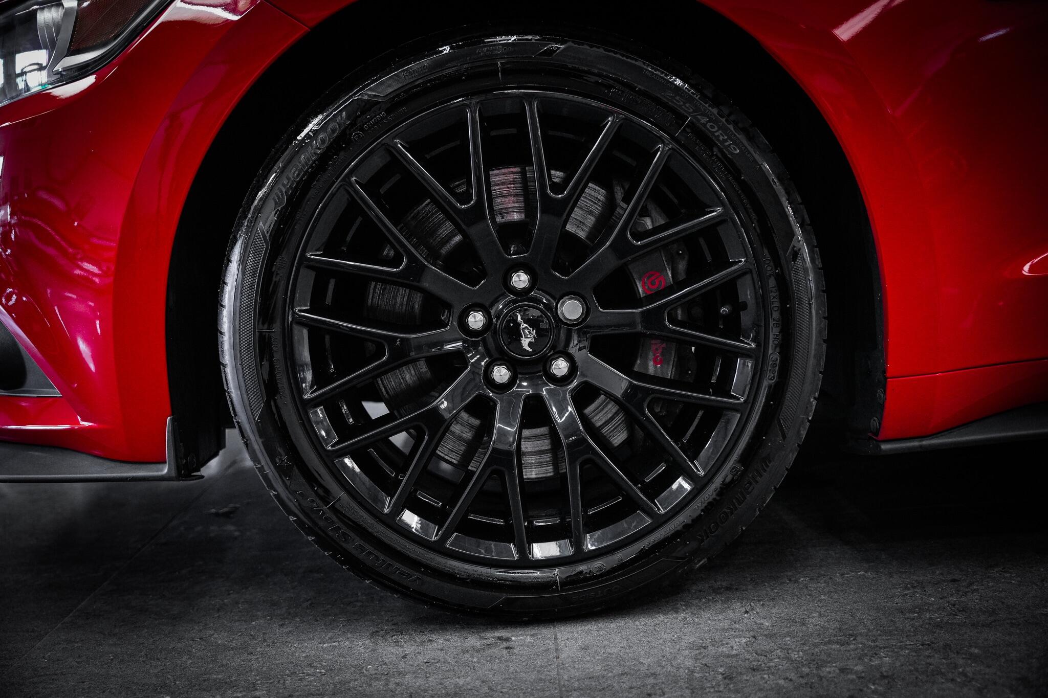 Ford Mustang view 28
