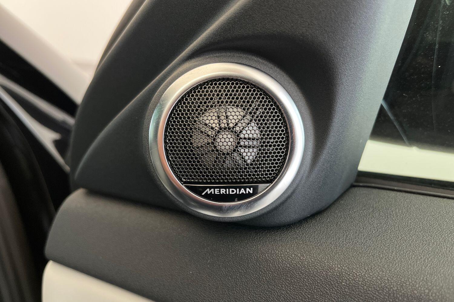 Land Rover Range Rover Evoque view 19