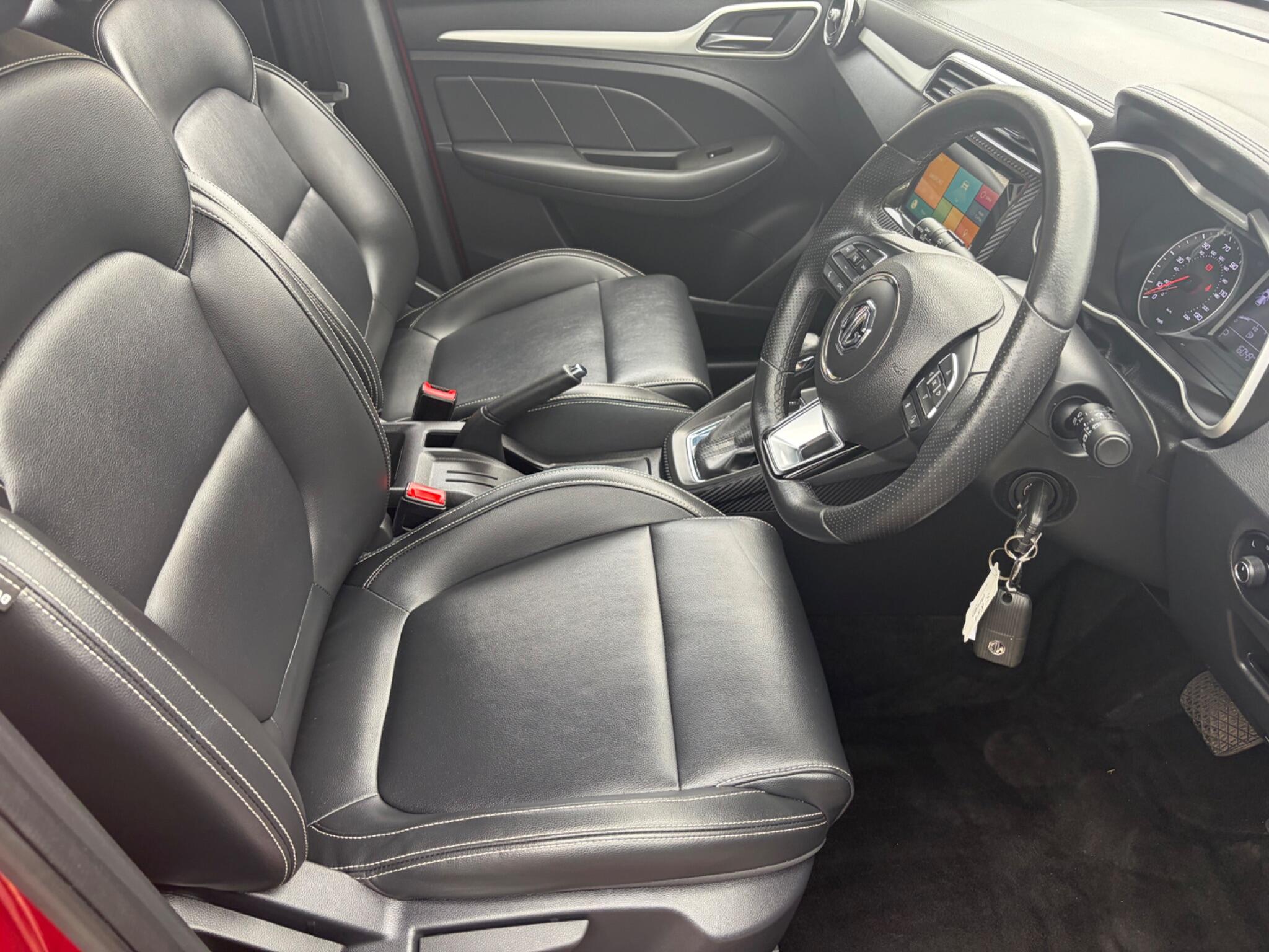 MG ZS view 41