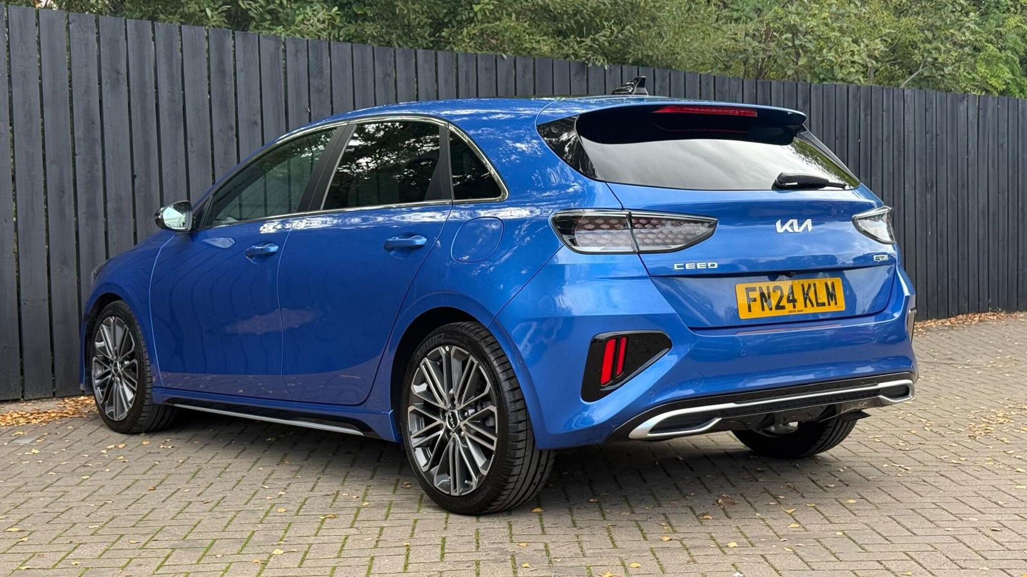 Kia Ceed view 6