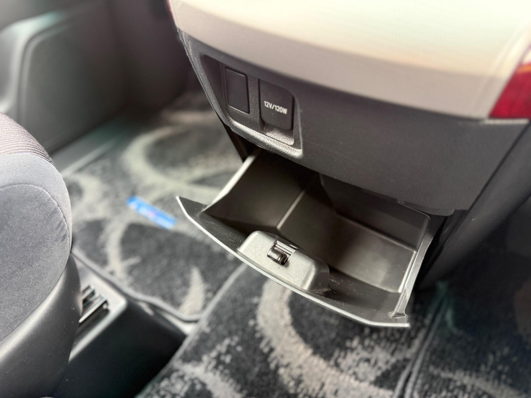 Toyota Vellfire view 66