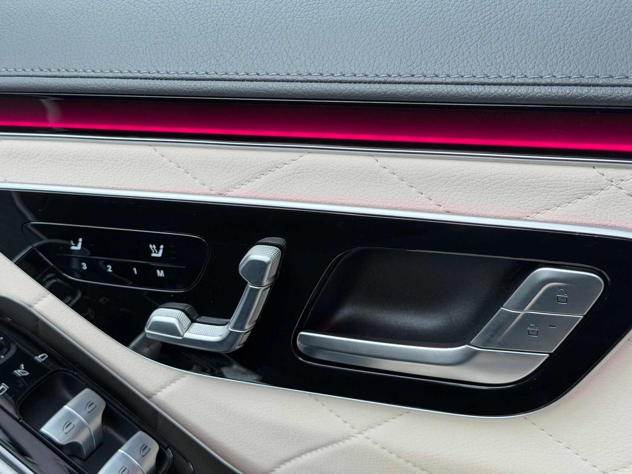 Mercedes-Benz S-Class view 48
