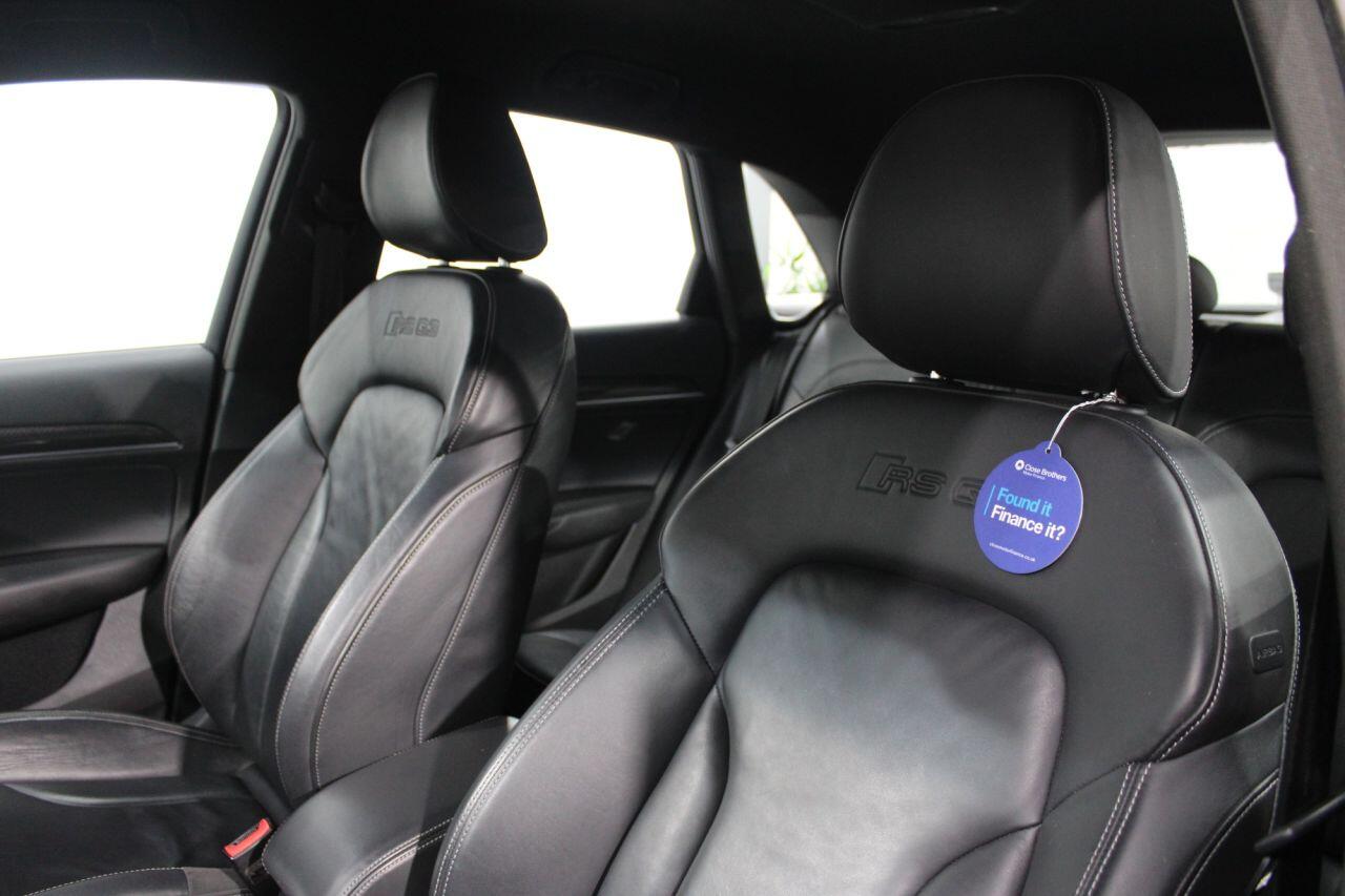 Audi RS Q3 view 14