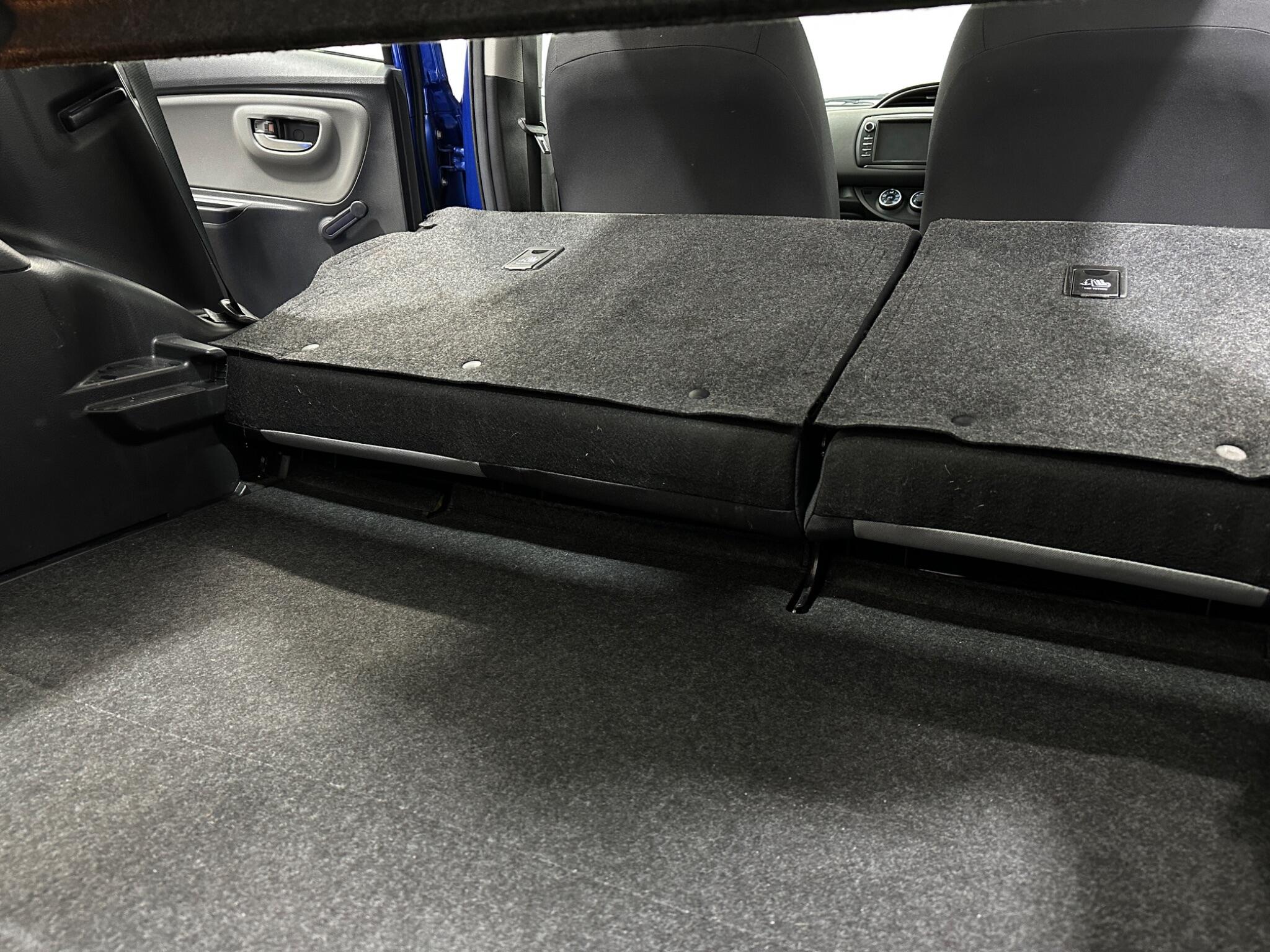 Toyota Yaris view 43